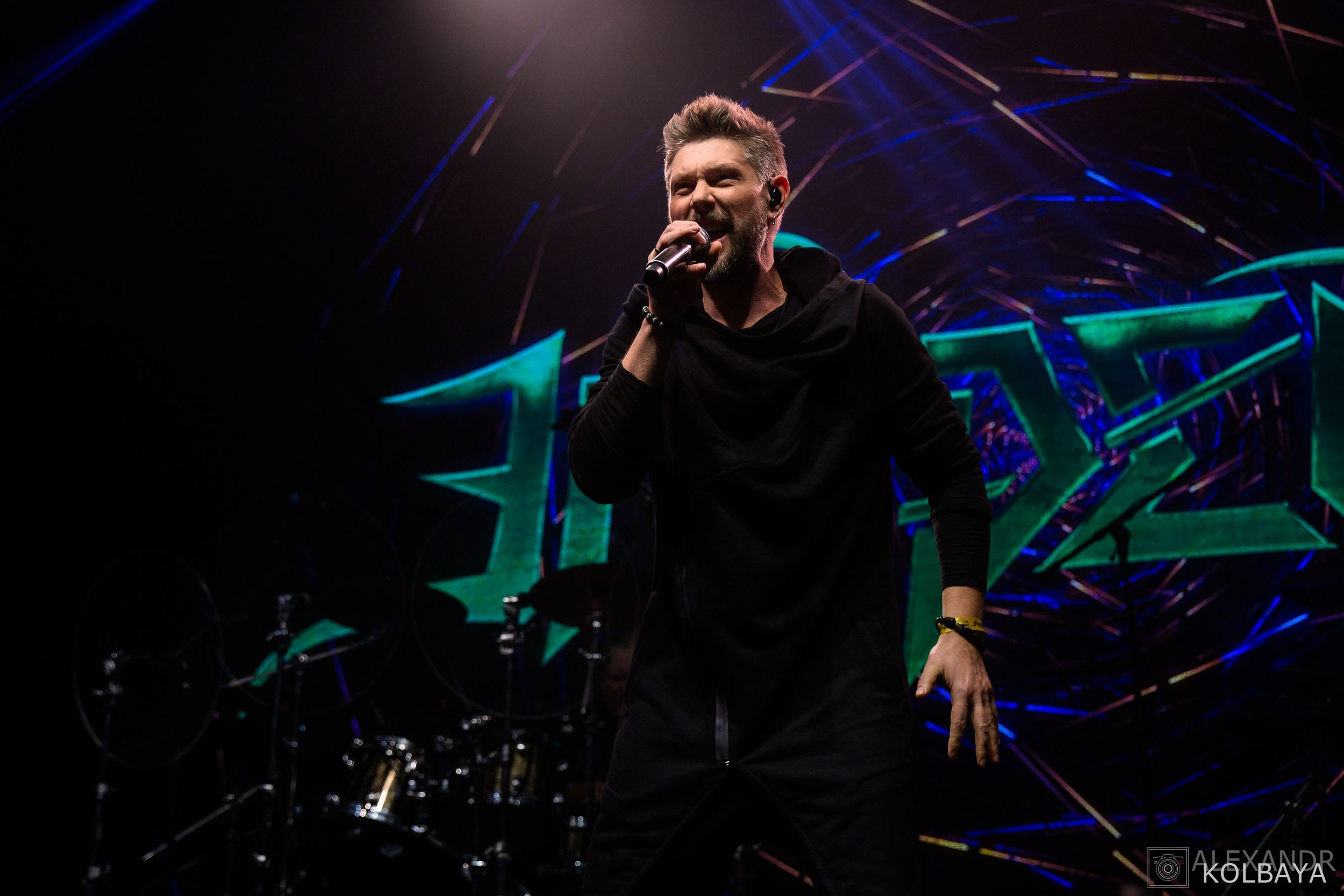 Эпидемии 29 лет — концерт в день рождения. Концертный и театральный репортажный фотограф в Москве Александр Колбая