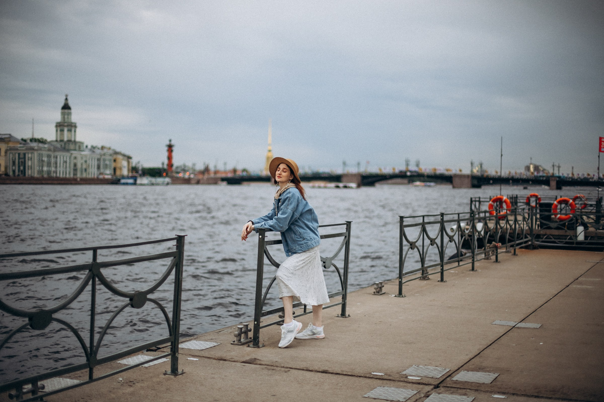 Фотопрогулка для тебя. Фотопрогулка в Петербурге. Индивидуальный и семейный фотограф в Санкт-Петербурге