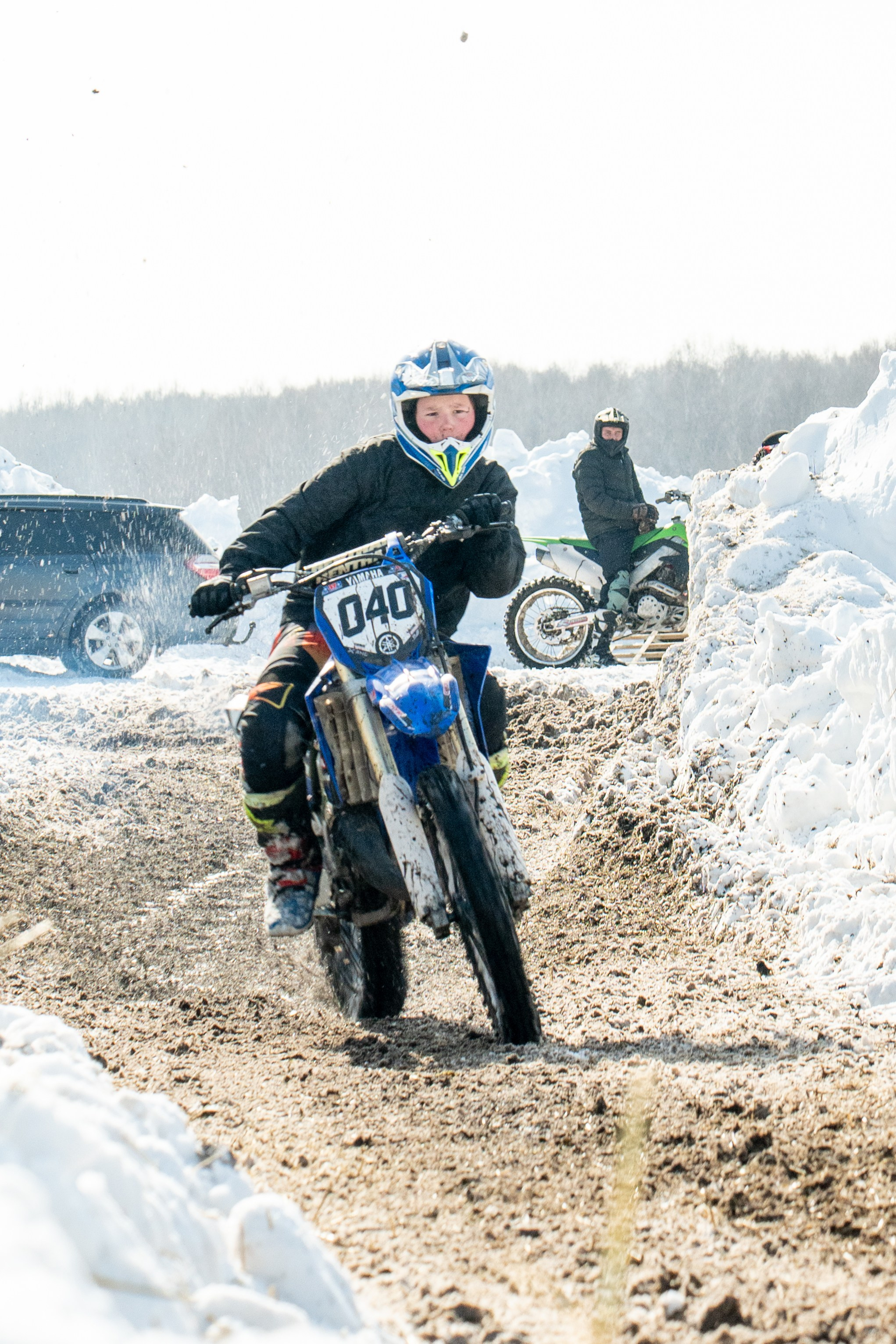 Мотокросс, закрытие зимнего сезона. Фотограф Артем Ларионов