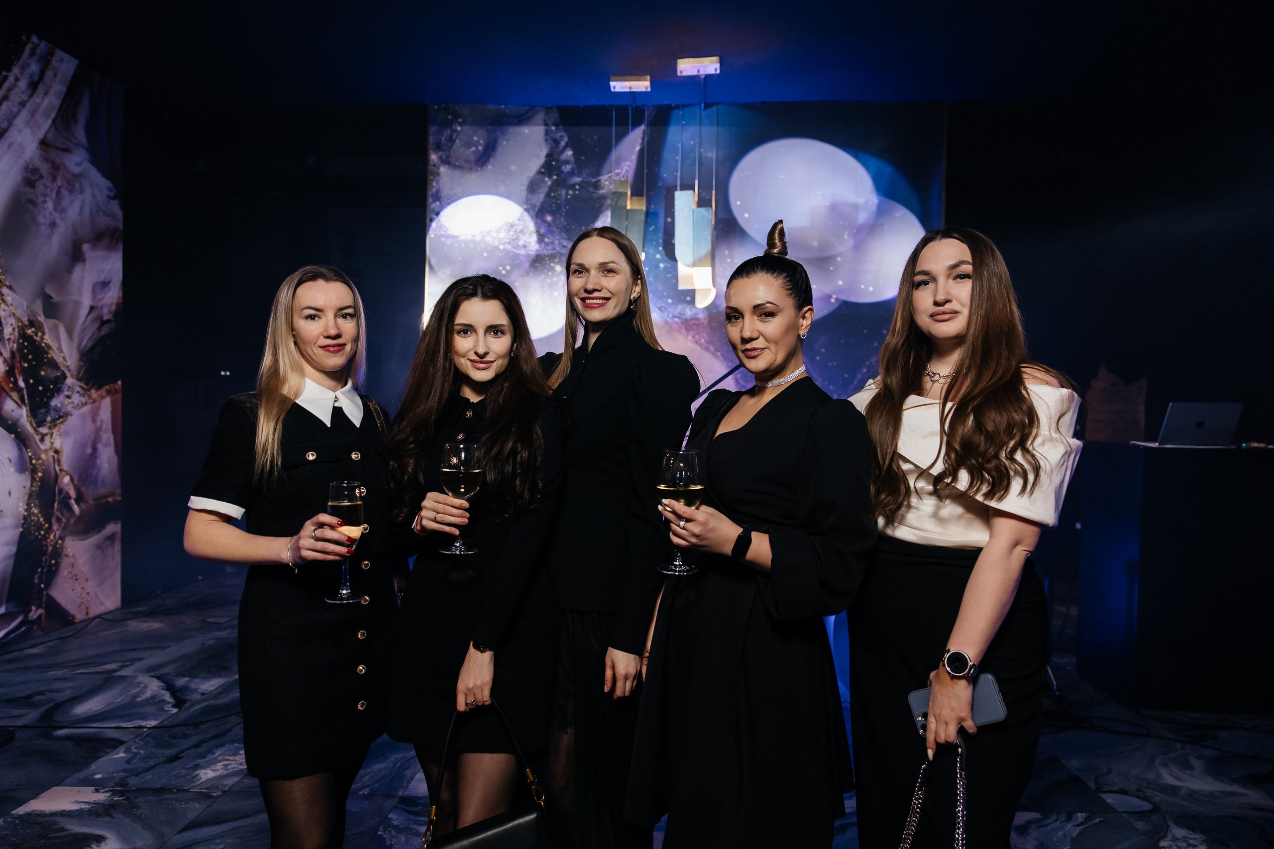 Фотограф на корпоратив. Фотограф, видеограф на свадьбу в Москве Никита Назаров