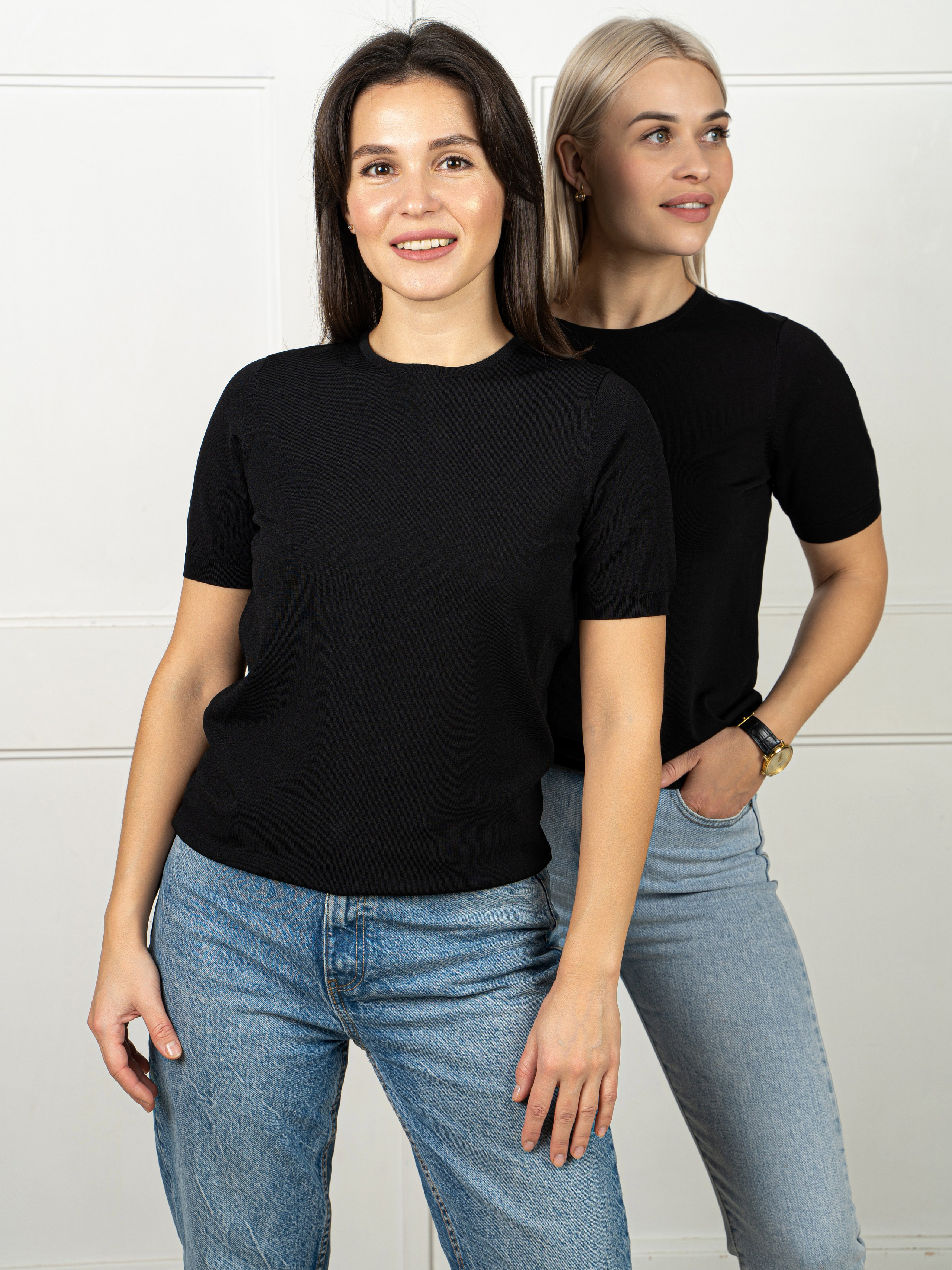 Футболки. Фотограф Мария Зайчик