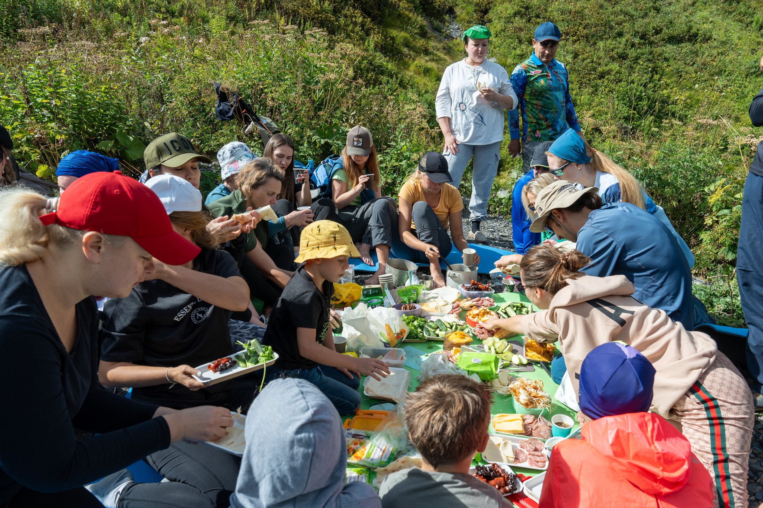 Поход для профсоюза курорта «Газпром Поляна» на Бзерпинский карниз. Репортажный фотограф в Красной Поляне и Сочи Павлюченко Екатерина