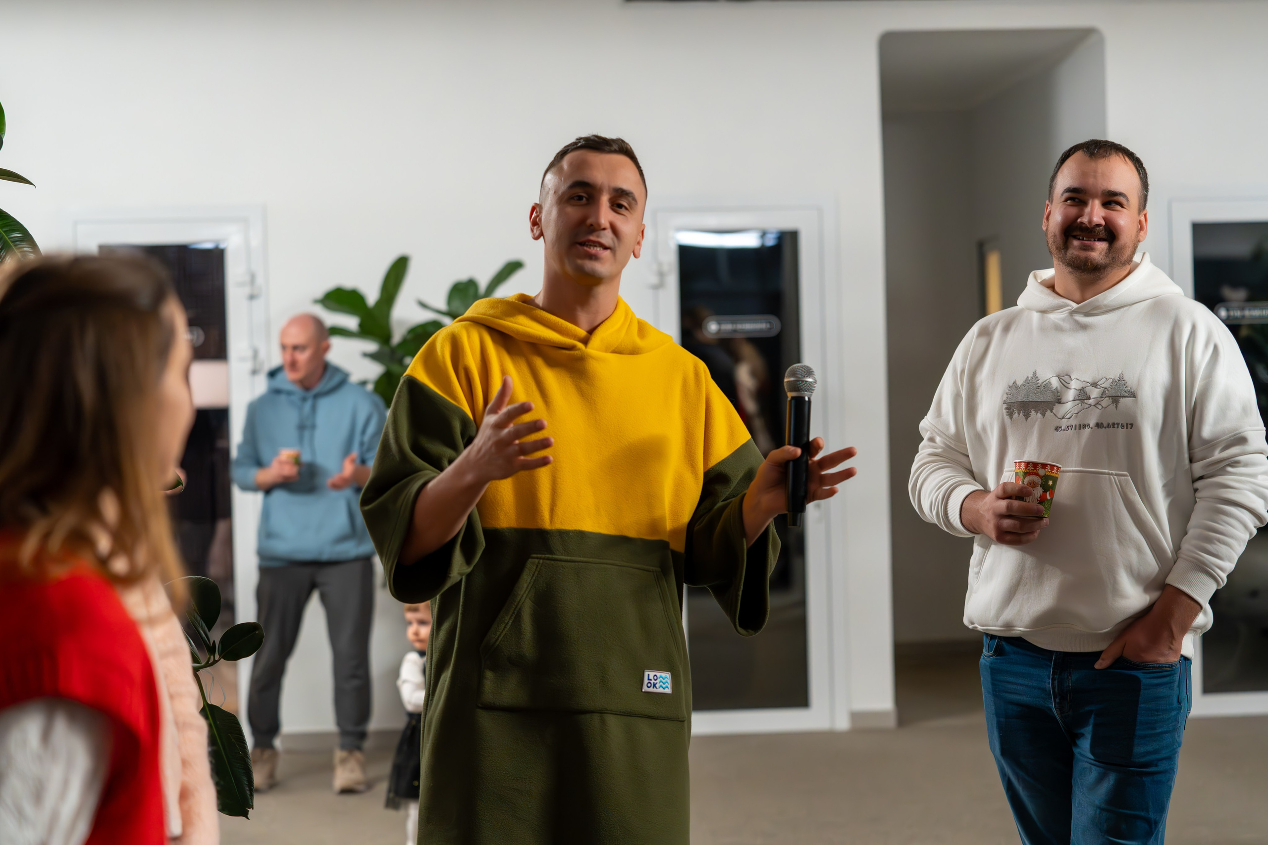 Предновогодняя встреча в пространстве Steford Hub. Репортажный фотограф в Красной Поляне и Сочи Павлюченко Екатерина