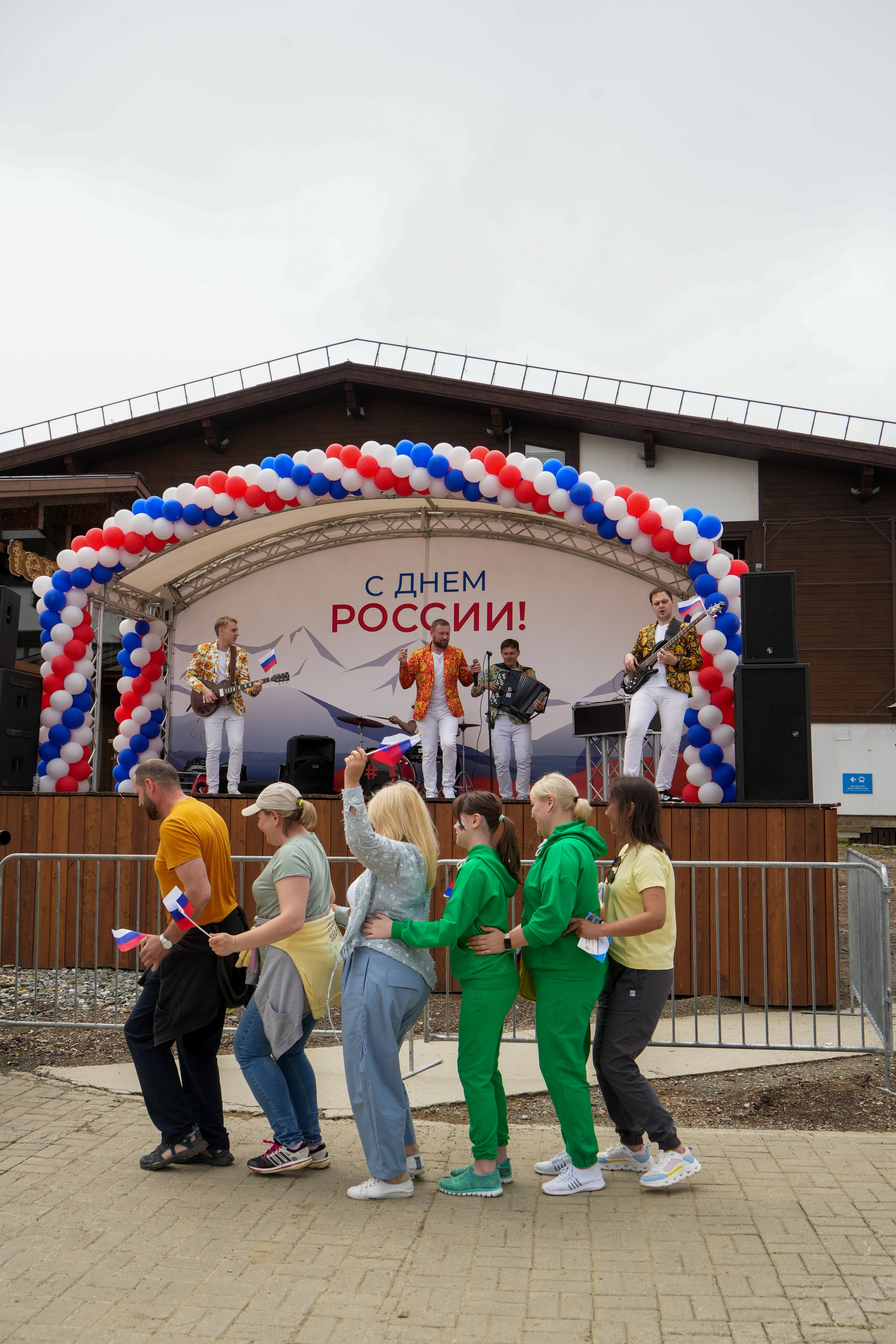 День России на курорте Газпром 2023. Репортажный фотограф в Красной Поляне и Сочи Павлюченко Екатерина