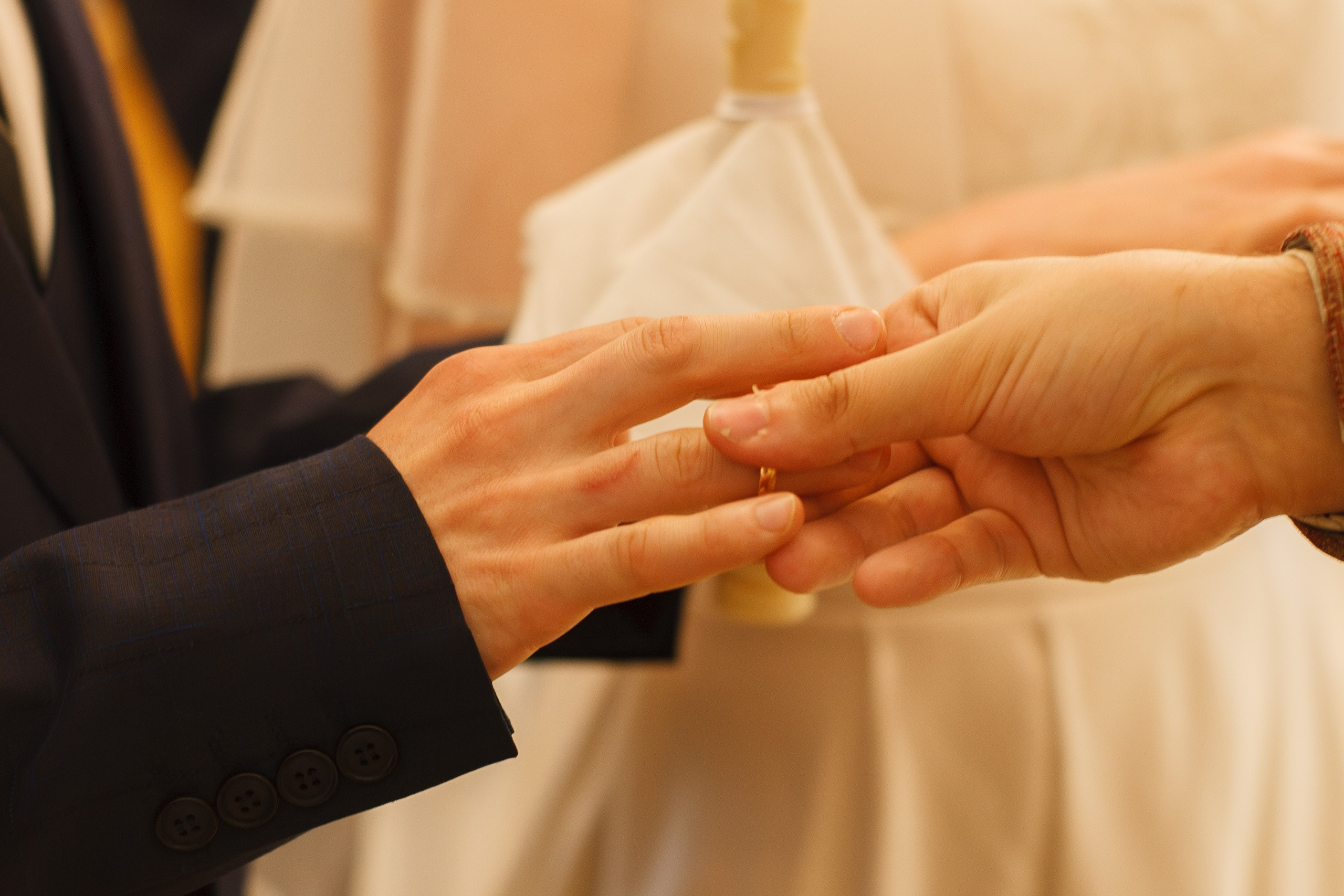 Венчание в храме Антипы Пергамского, стиль «ORWO UT21». Фотограф на крещение/венчание