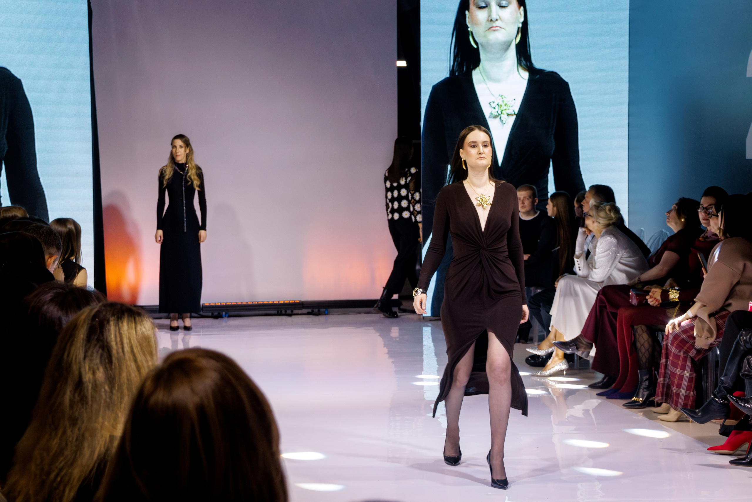 OMODA JAECOO FASHION FEST 2025. Свадебный фотограф в Иркутске Бобылев Никита