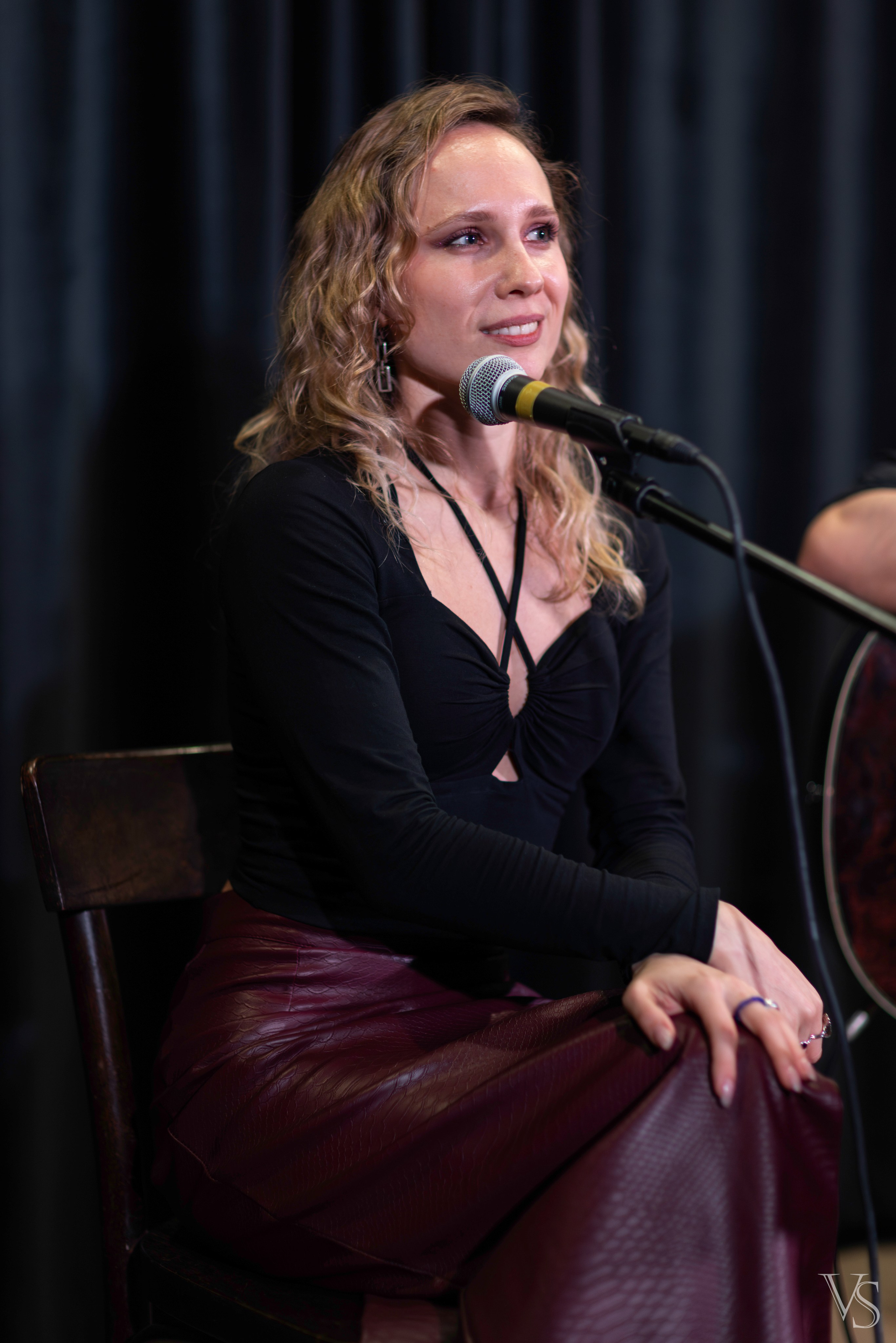 Квартирник Руслана Багирова. Фотограф Виктор Степанов