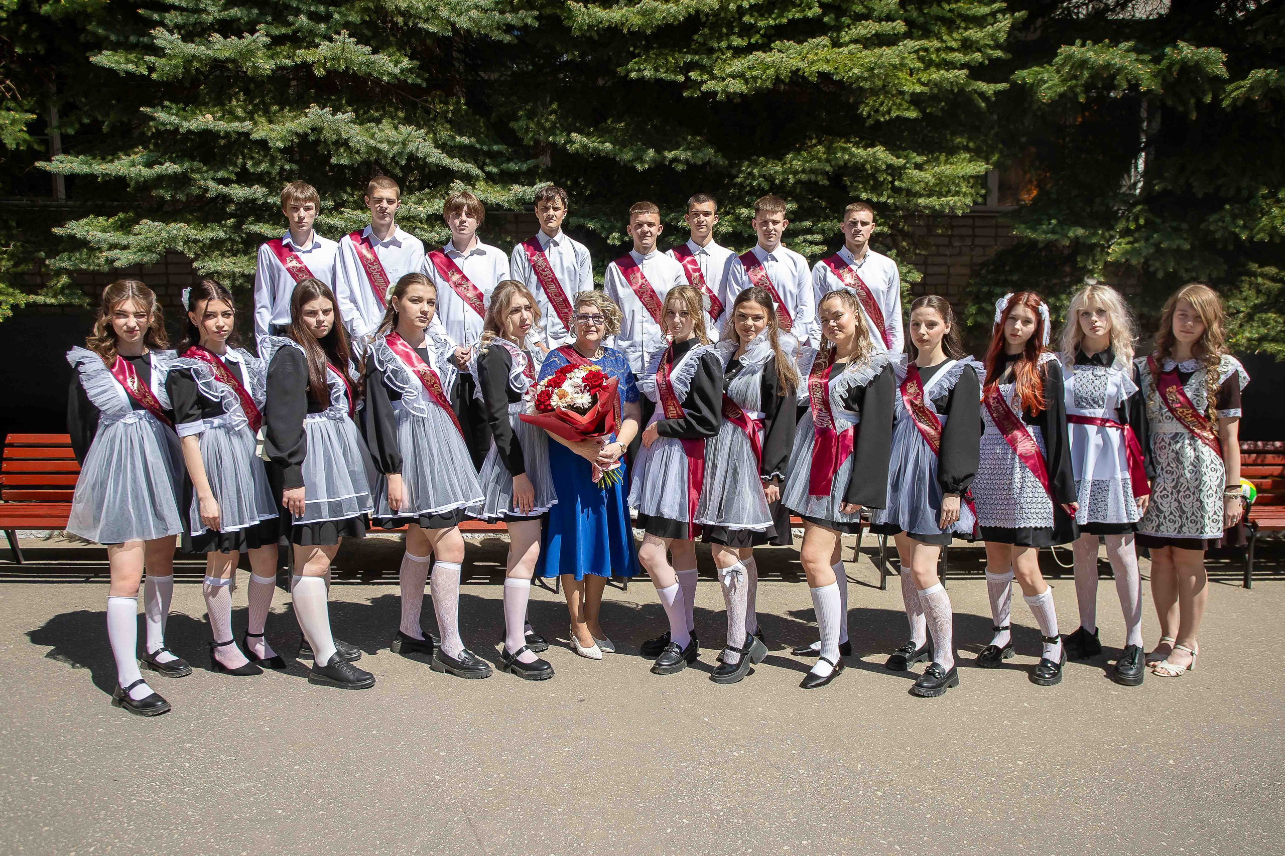 Последний звонок. Выпускные альбомы и фильмы