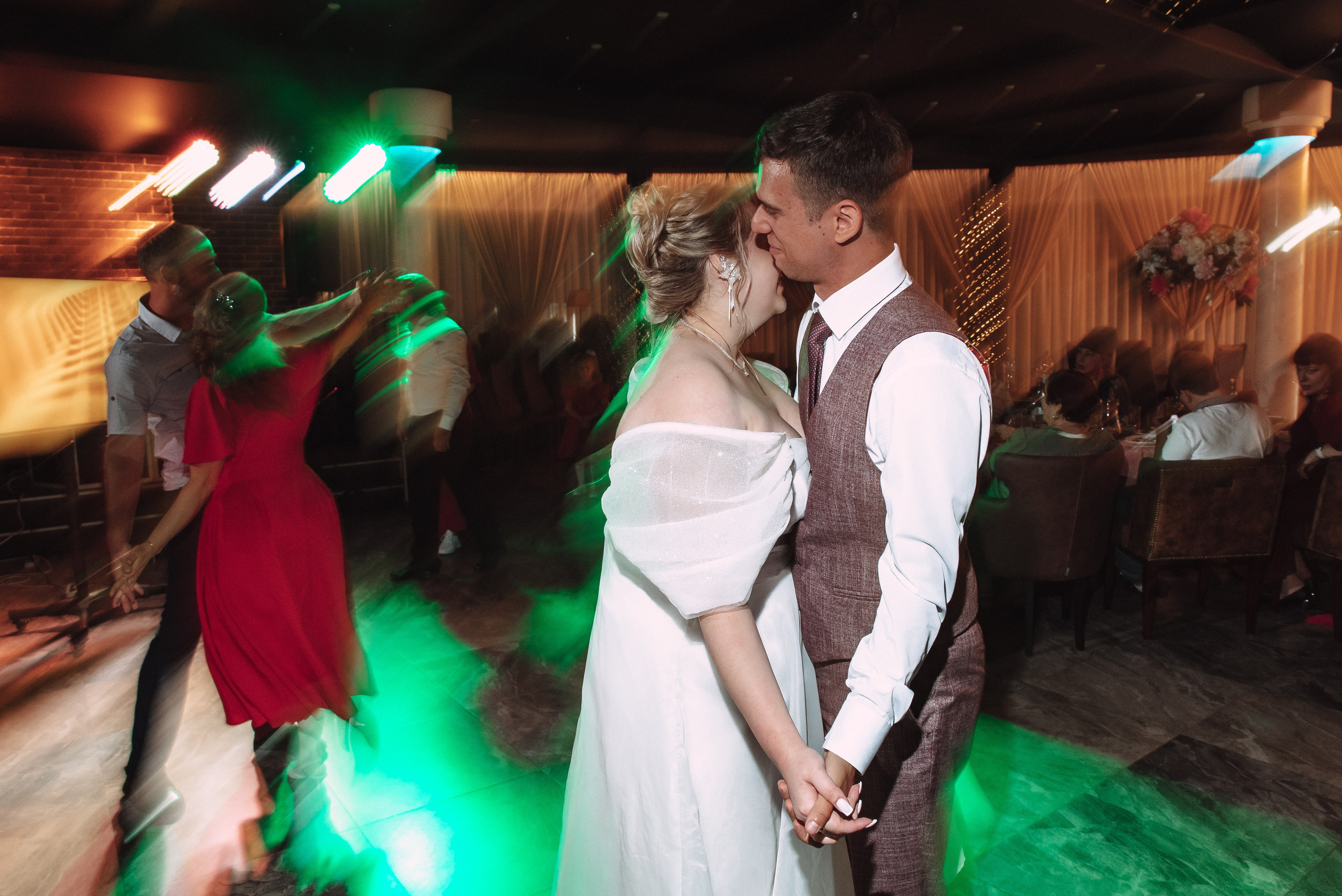 Дмитрий + Таисия. Свадебный и семейный фотограф в Волгограде Олеся Лисицкая