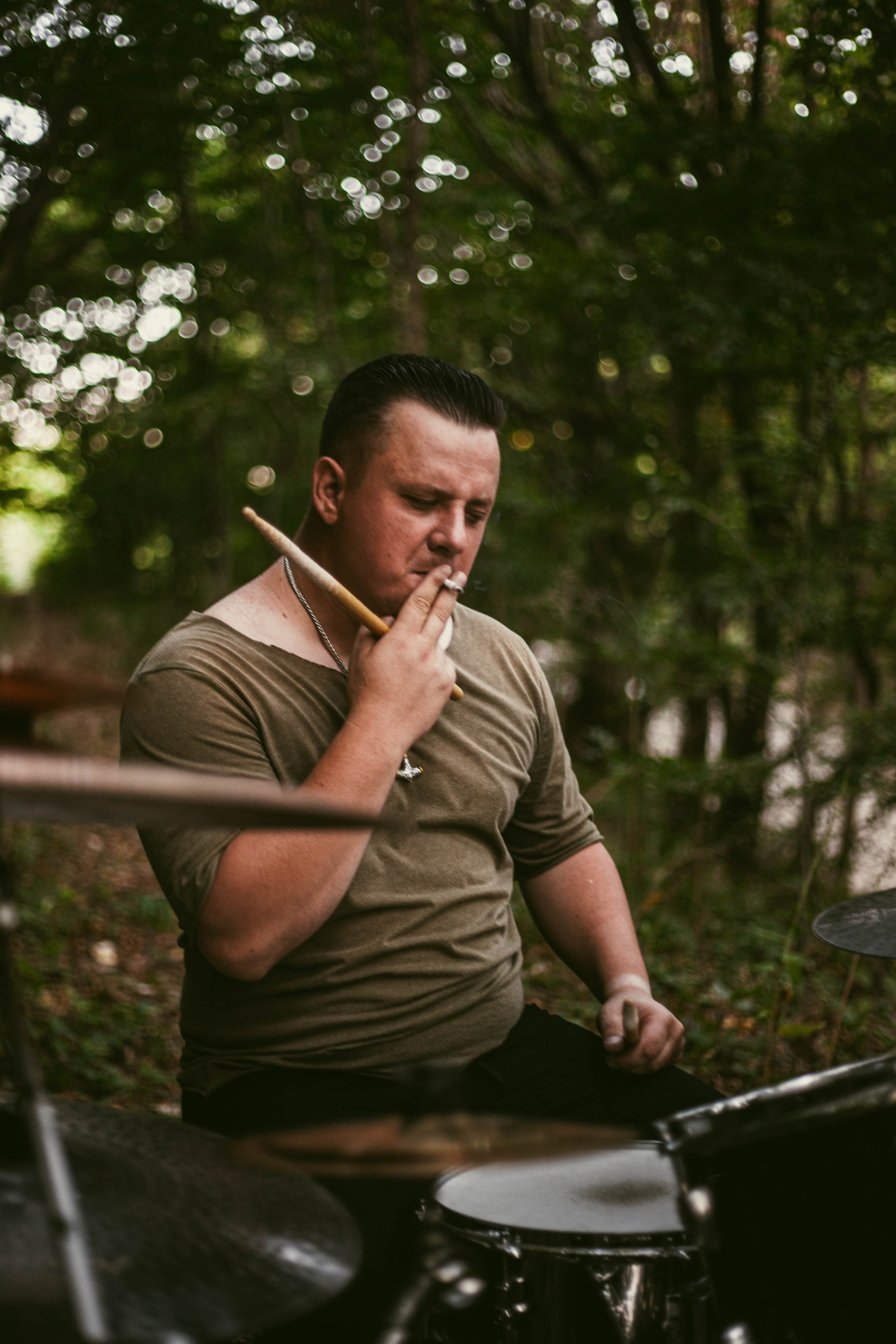 Клип. Уличный фотограф Города N