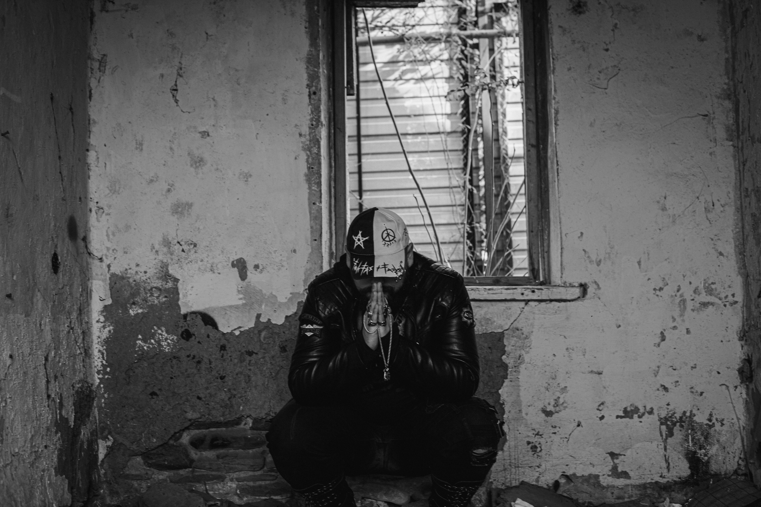 Заброшенная душа. Уличный фотограф Города N