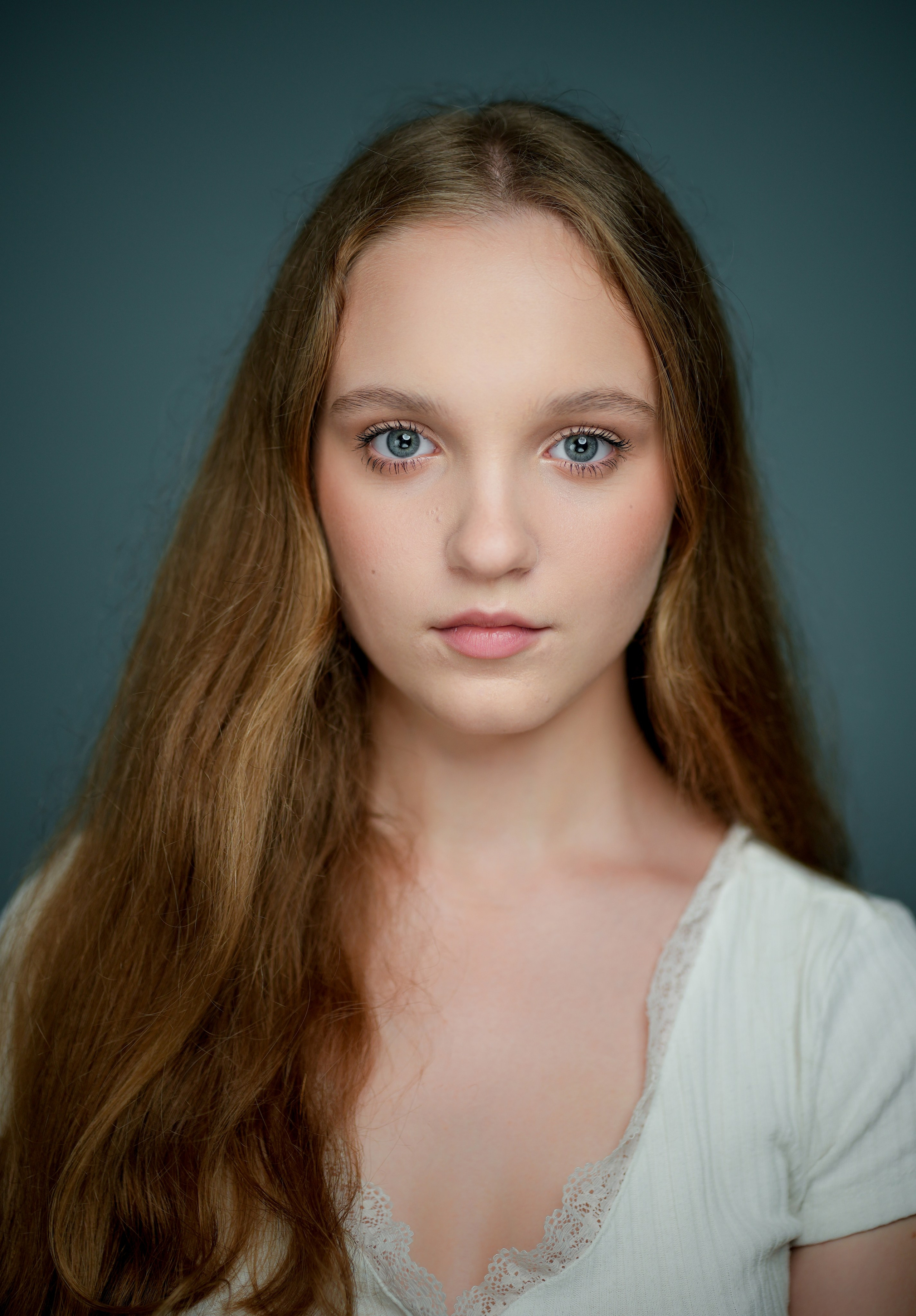 Актриса Елизавета Коровина. Портретная съемка в Москве, студийный фотограф Игорь Фомин