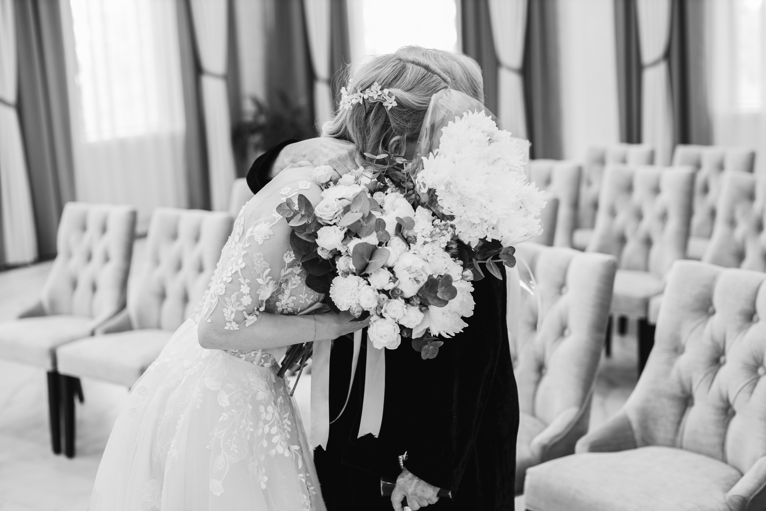 Руслан и Анастасия. Главная