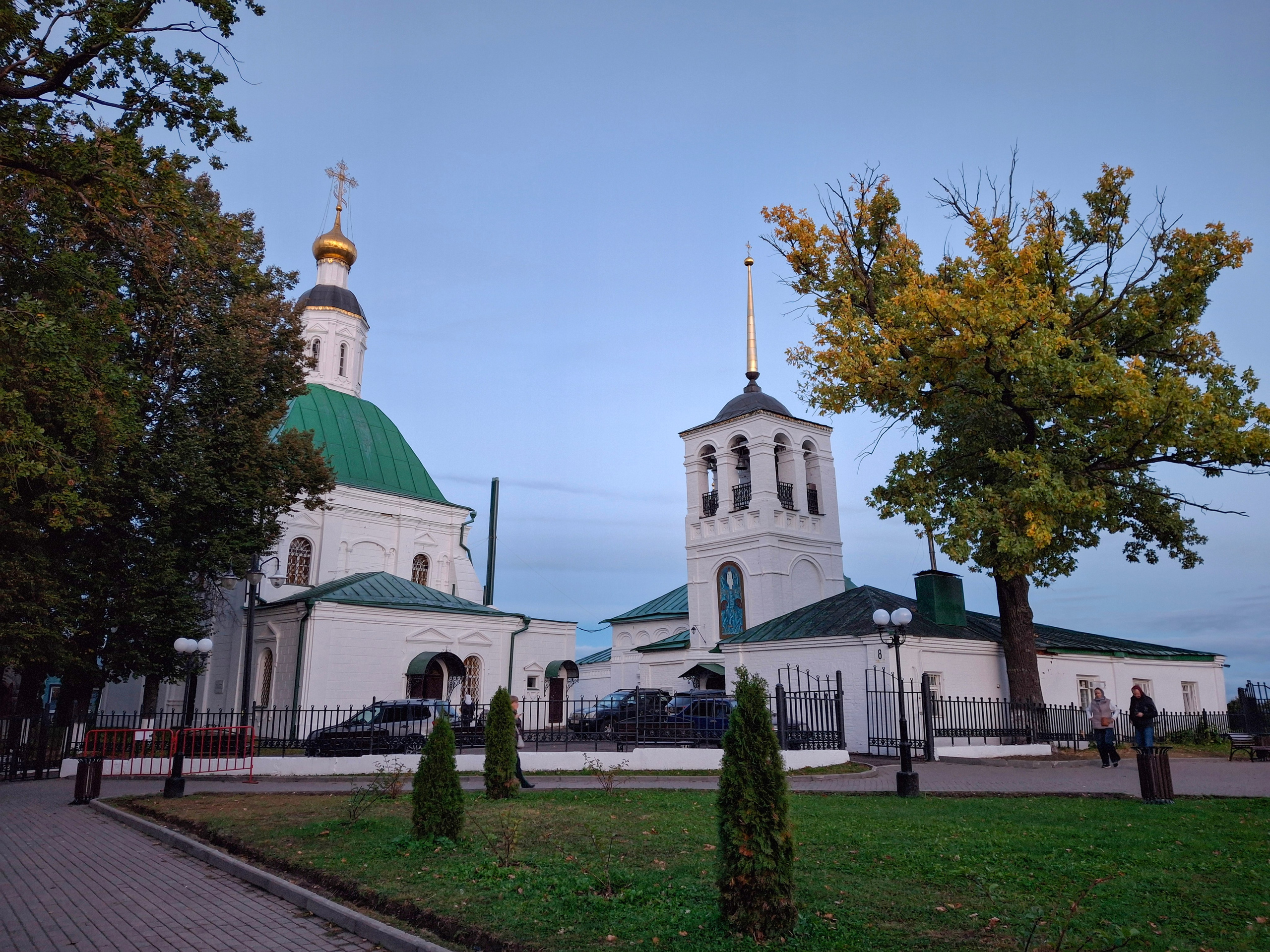 Владимир. Утро и вечер 20 сентября 2025. Игорь Жучков. Россия увиденная глазами путешествующего фотографа