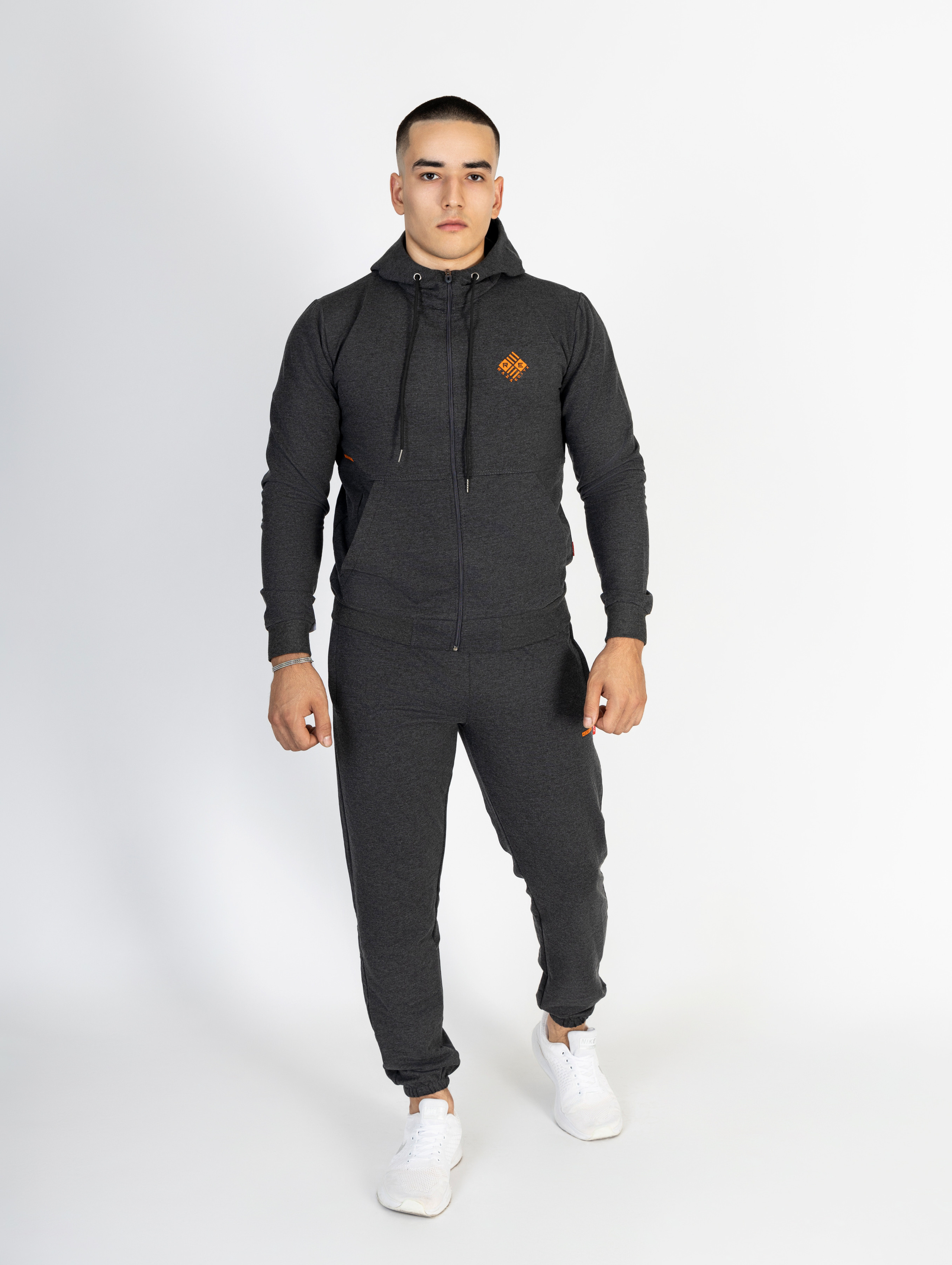 Одежда. Фотосъемка для вашего бизнеса в Челябинске