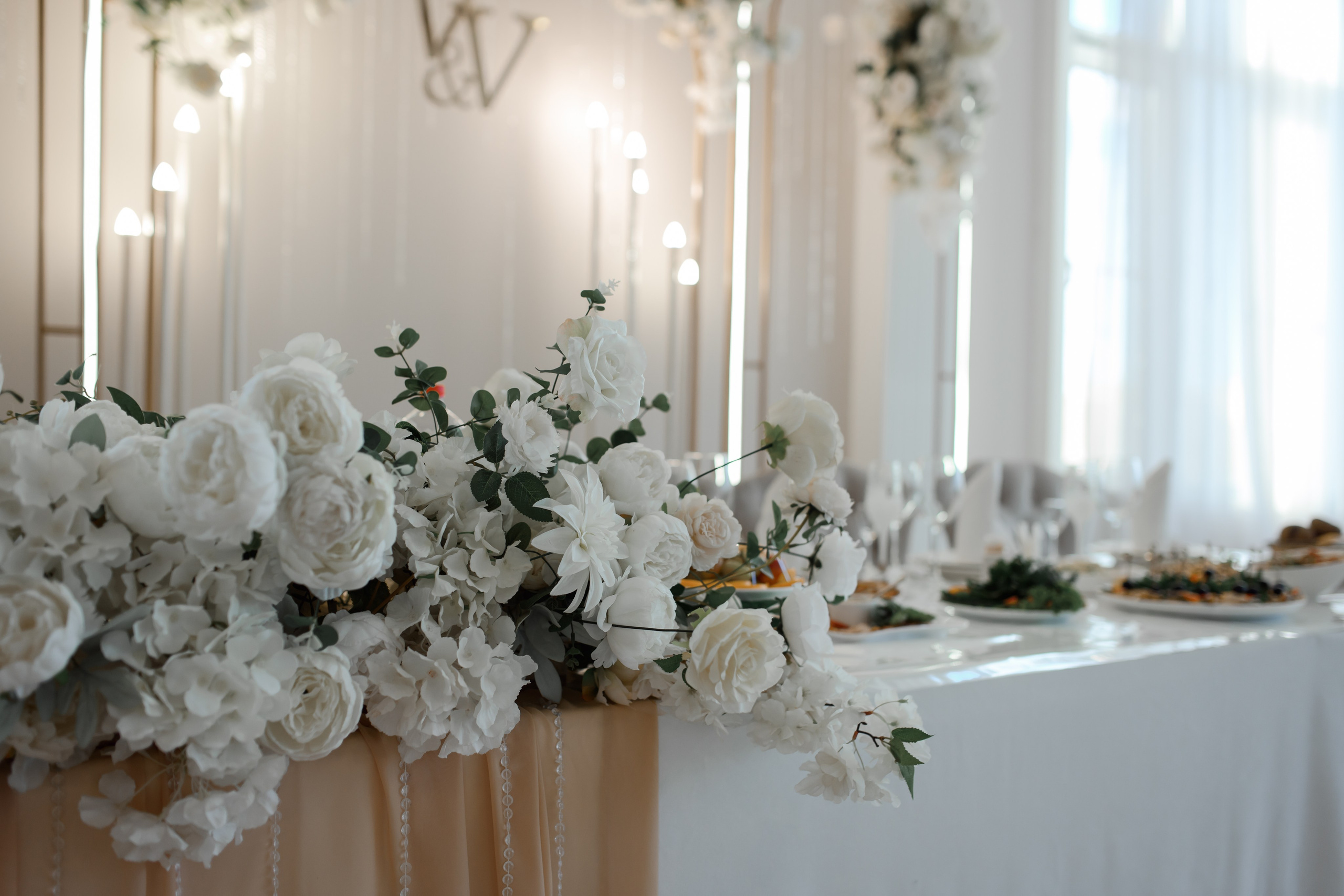 В + В. Свадебный фотограф в г. Астрахань. Так же выезжаю в другие города