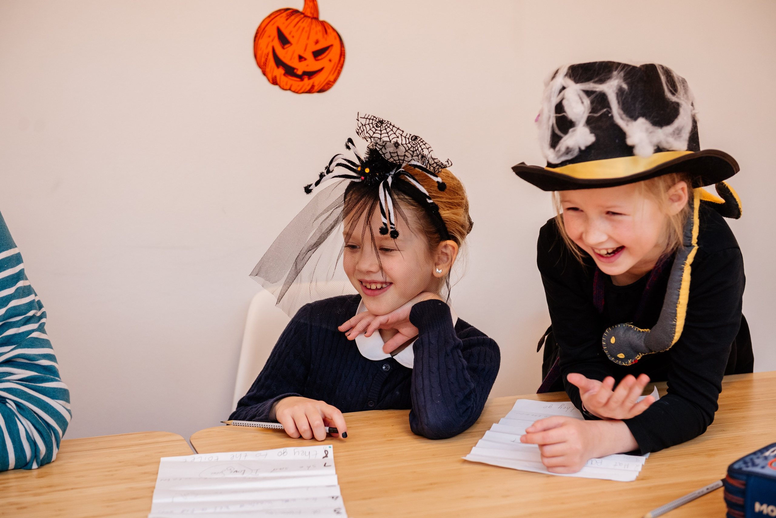 Английская школа. Study Lab. Фотограф LANA STIL. Семейный, репортажный фотограф, студия. Женский, мужской портрет. Фотографирую территориально в г. Королев, Москва, МО