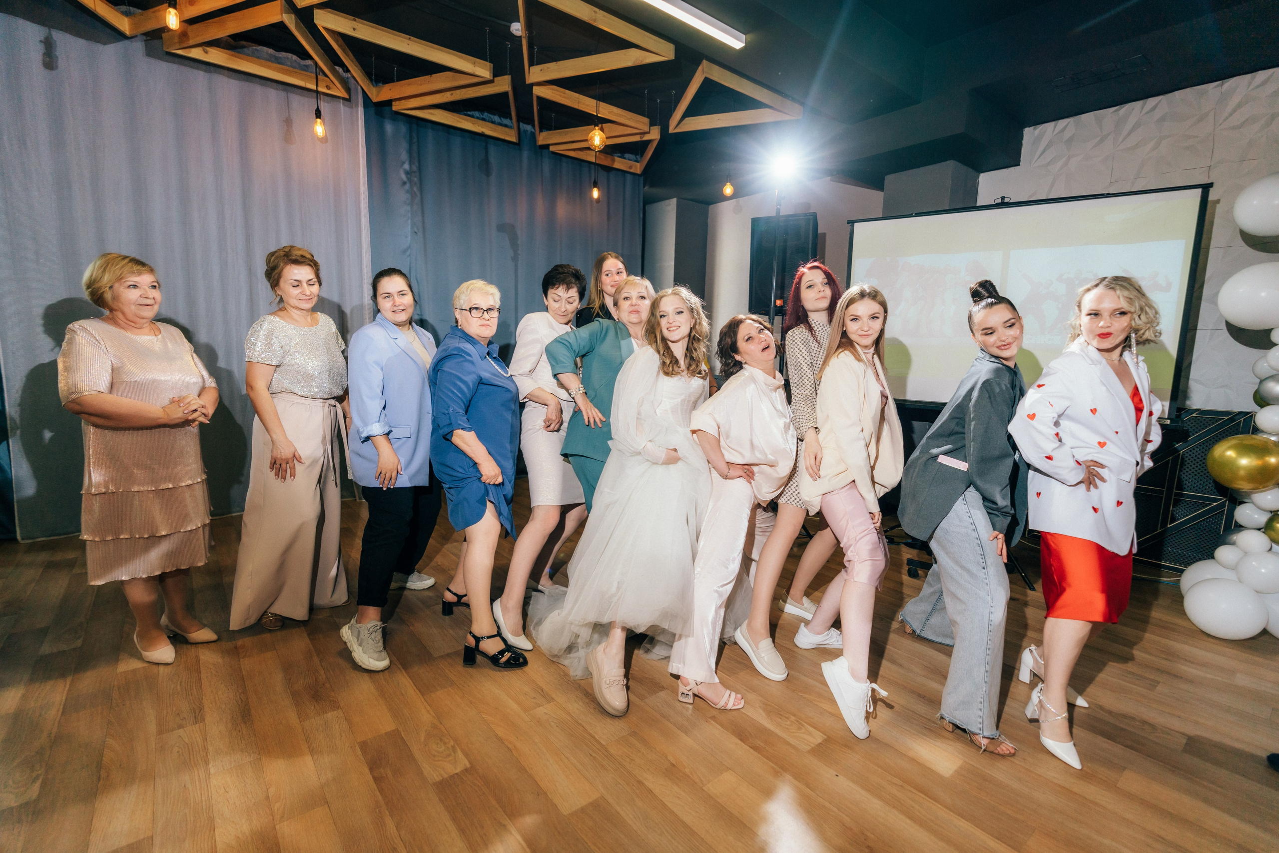 Красный кабриолет. Фотограф Ангарск Иркутск Ксения Король