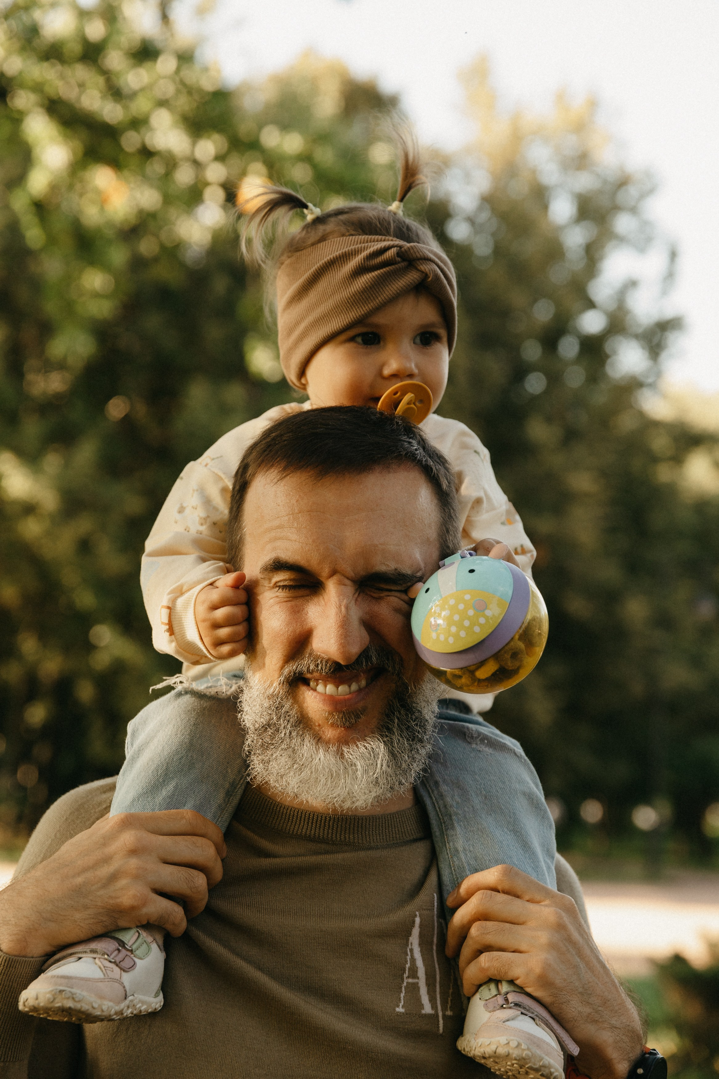 Таня, Миша, Зоя, Нина. Главная