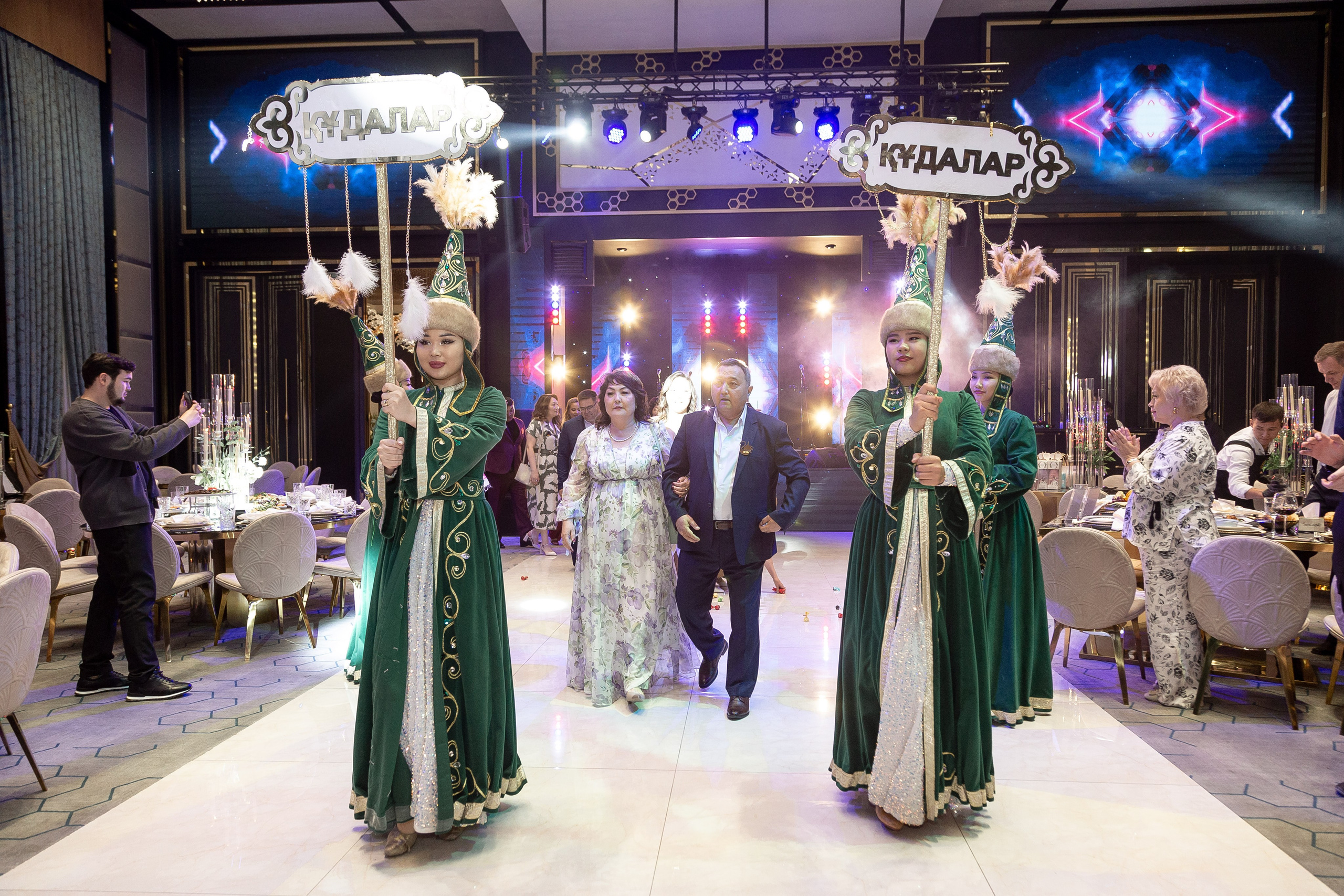 Свадебный банкет. Фото и видеосъемка в Алматы