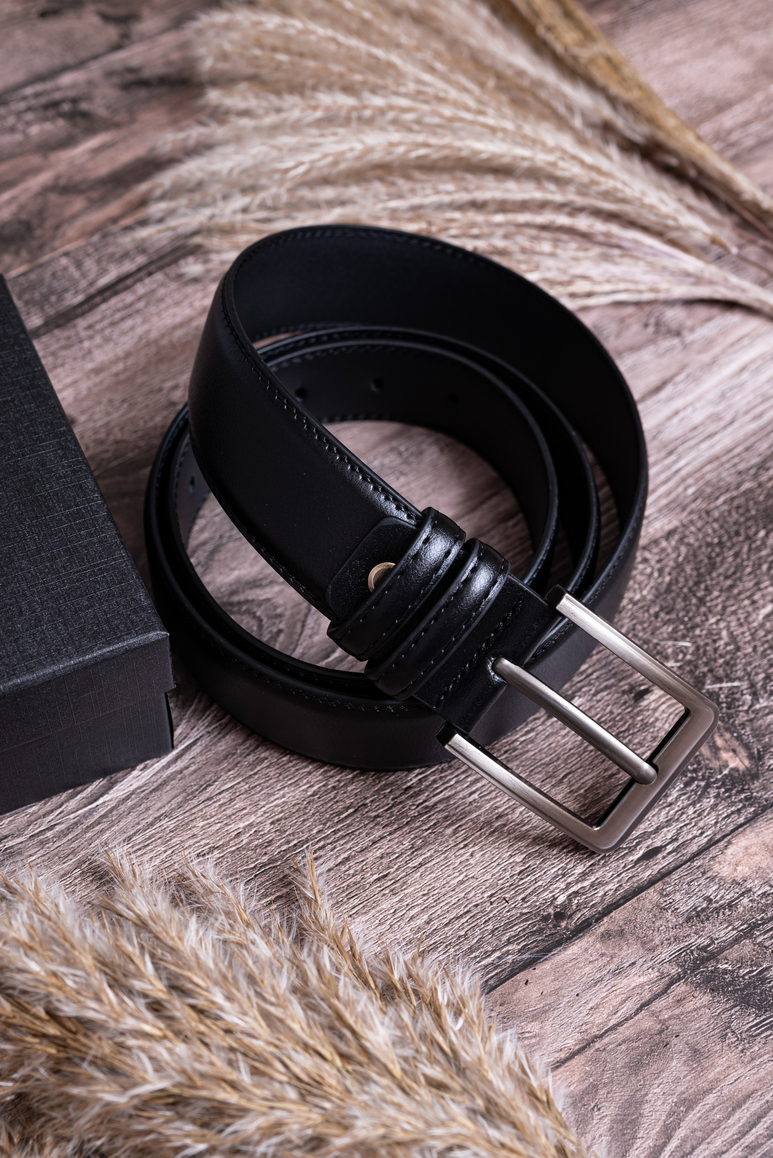 Ремень. Предметный фотограф, фото для маркетплейсов Пятигорск, КМВ