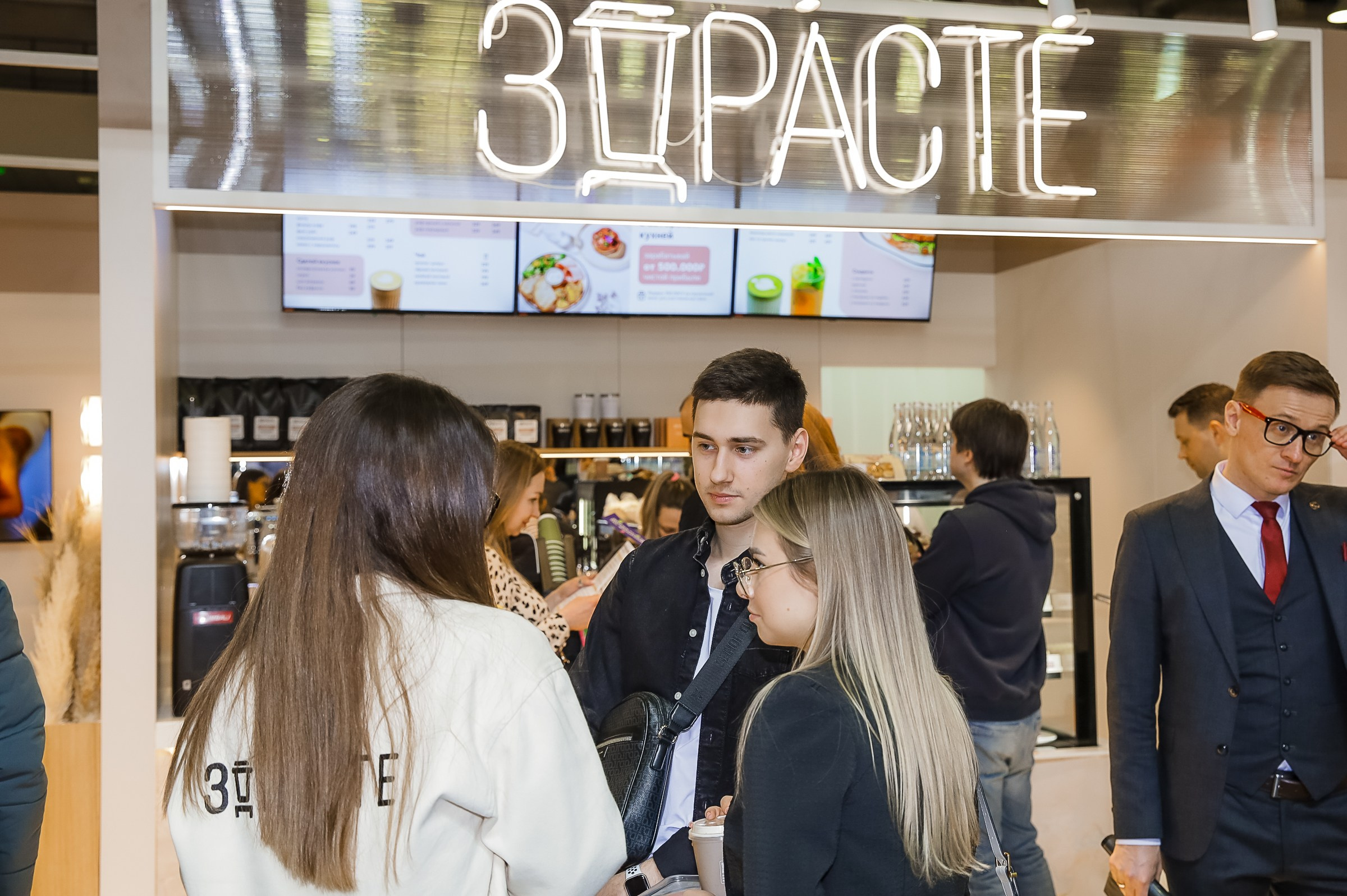 VERSOUS. ЭКСПОЦЕНТР. ЗДРАСТЕ. Фотограф в Москве Ольга Колесникова