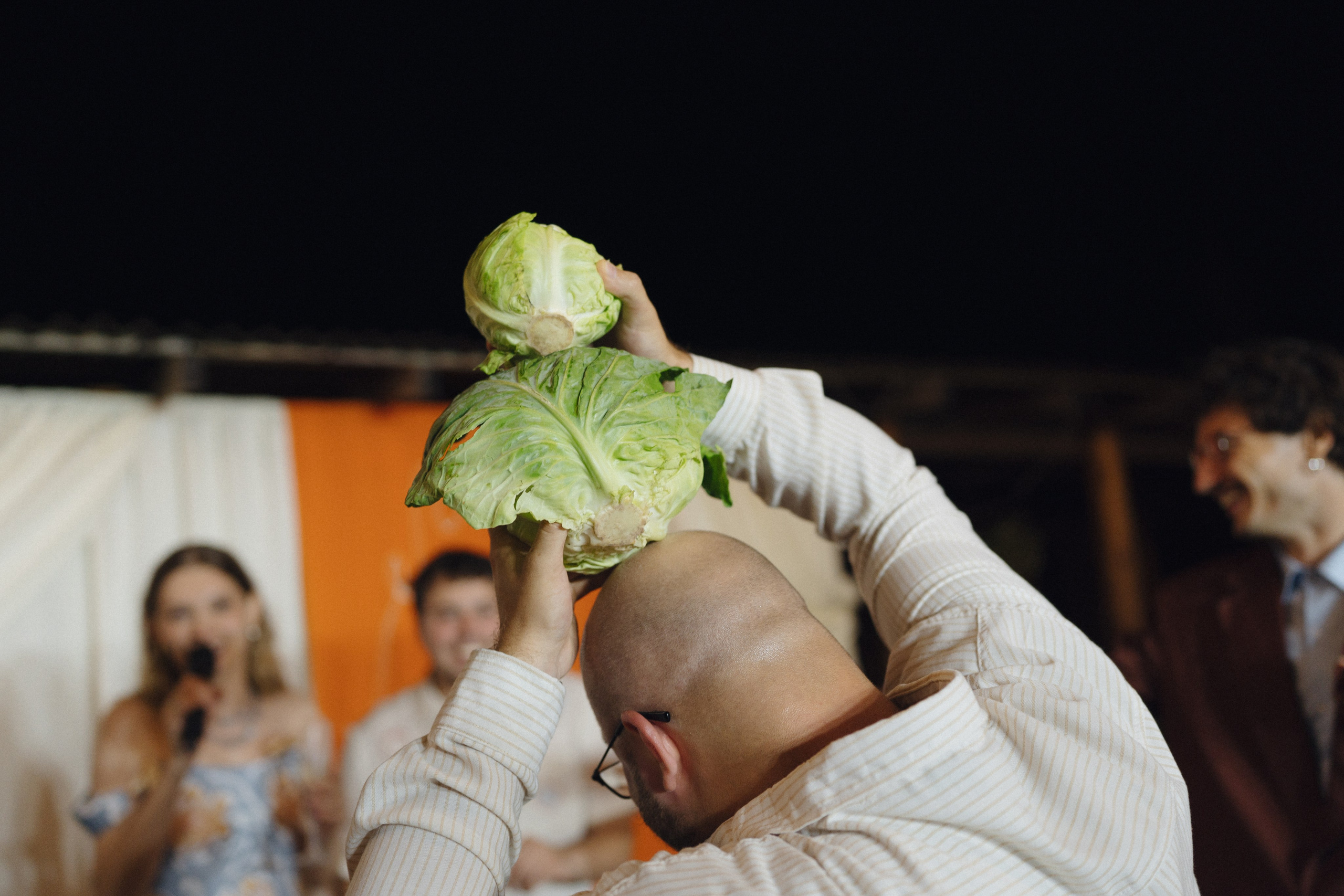 Куда иголочка — туда и ниточка. Свадебный фотограф Наташа Алешина