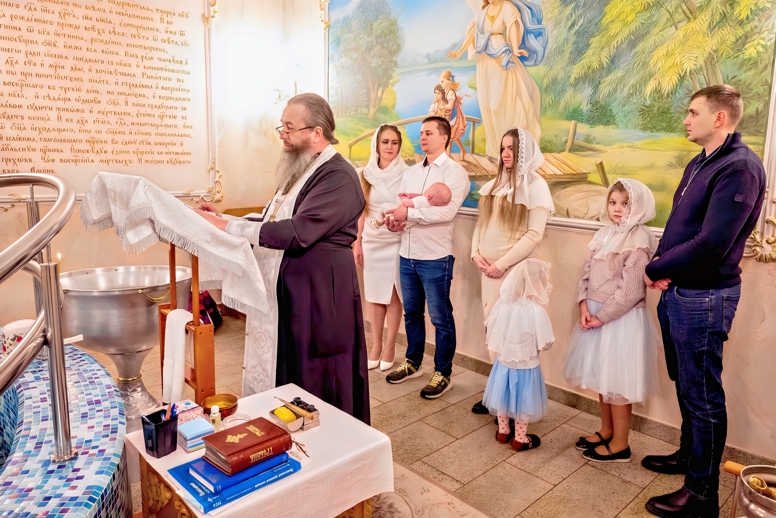 Крещение в церкви Петра и Февронии Муромских. Семейный и детский фотограф Москва