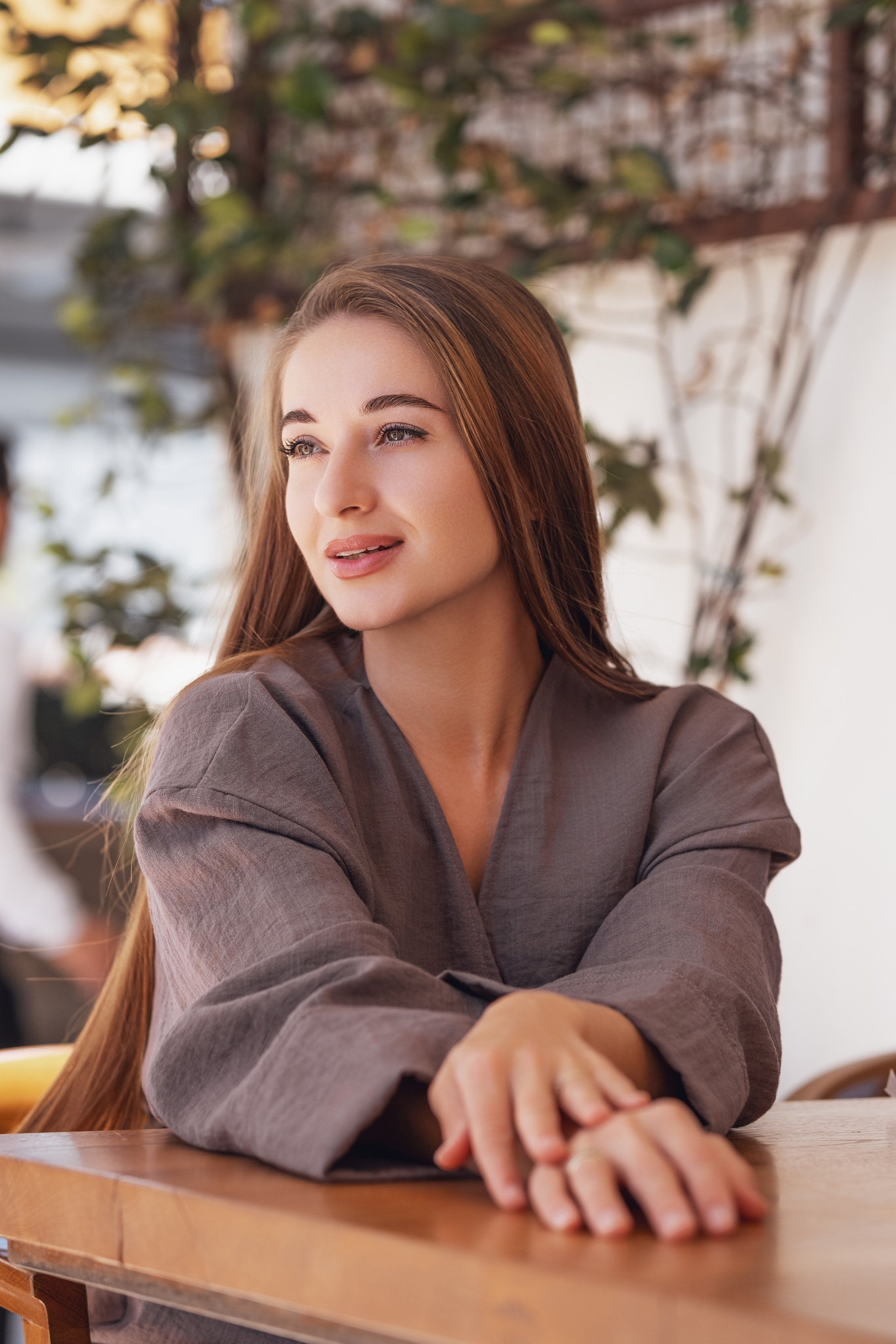 At the Forza cafe. Family and wedding photographer in Montenegro