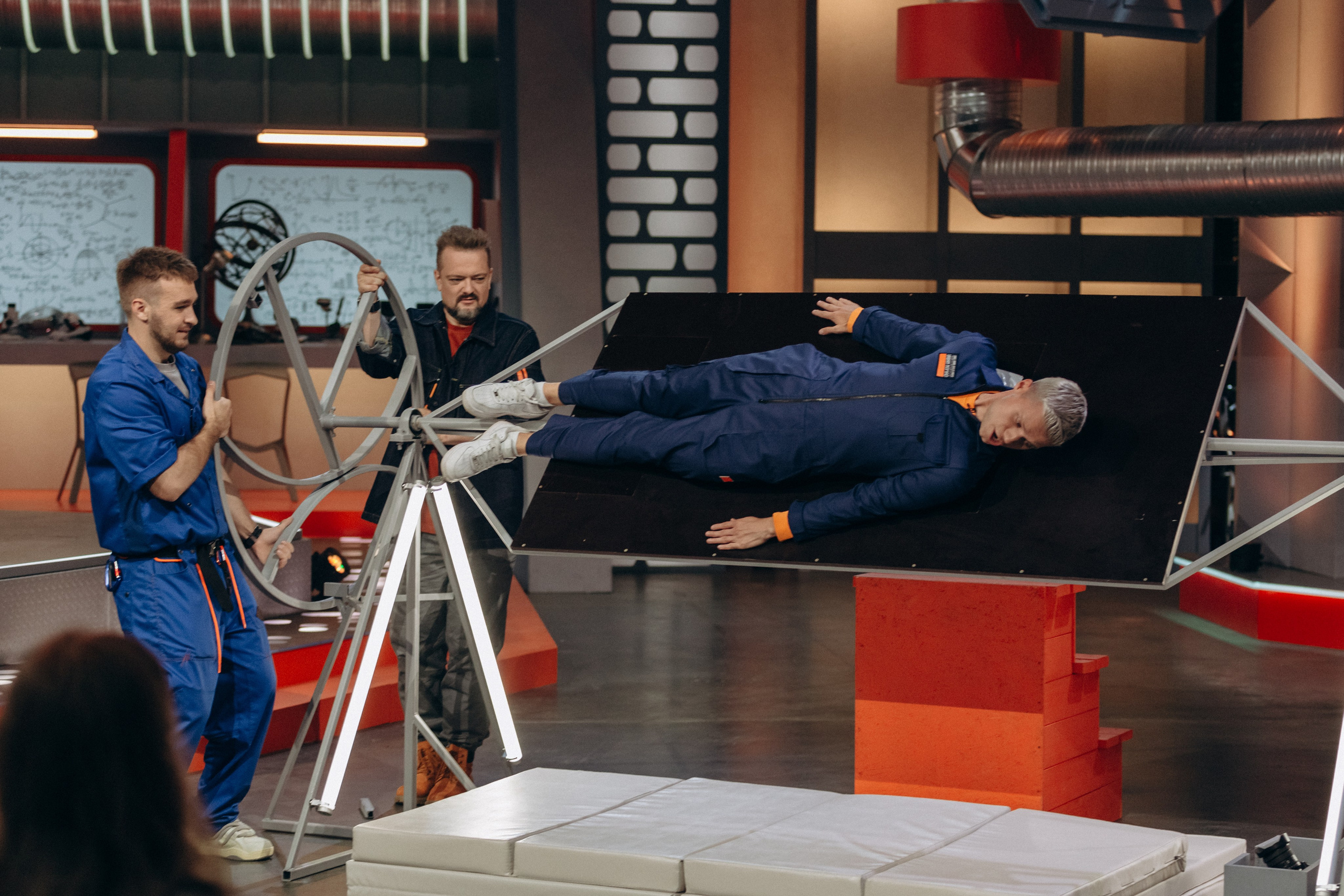 Наука в шоке. Олег Левин — профессиональный концертный и бэкстейдж фотограф в Москве