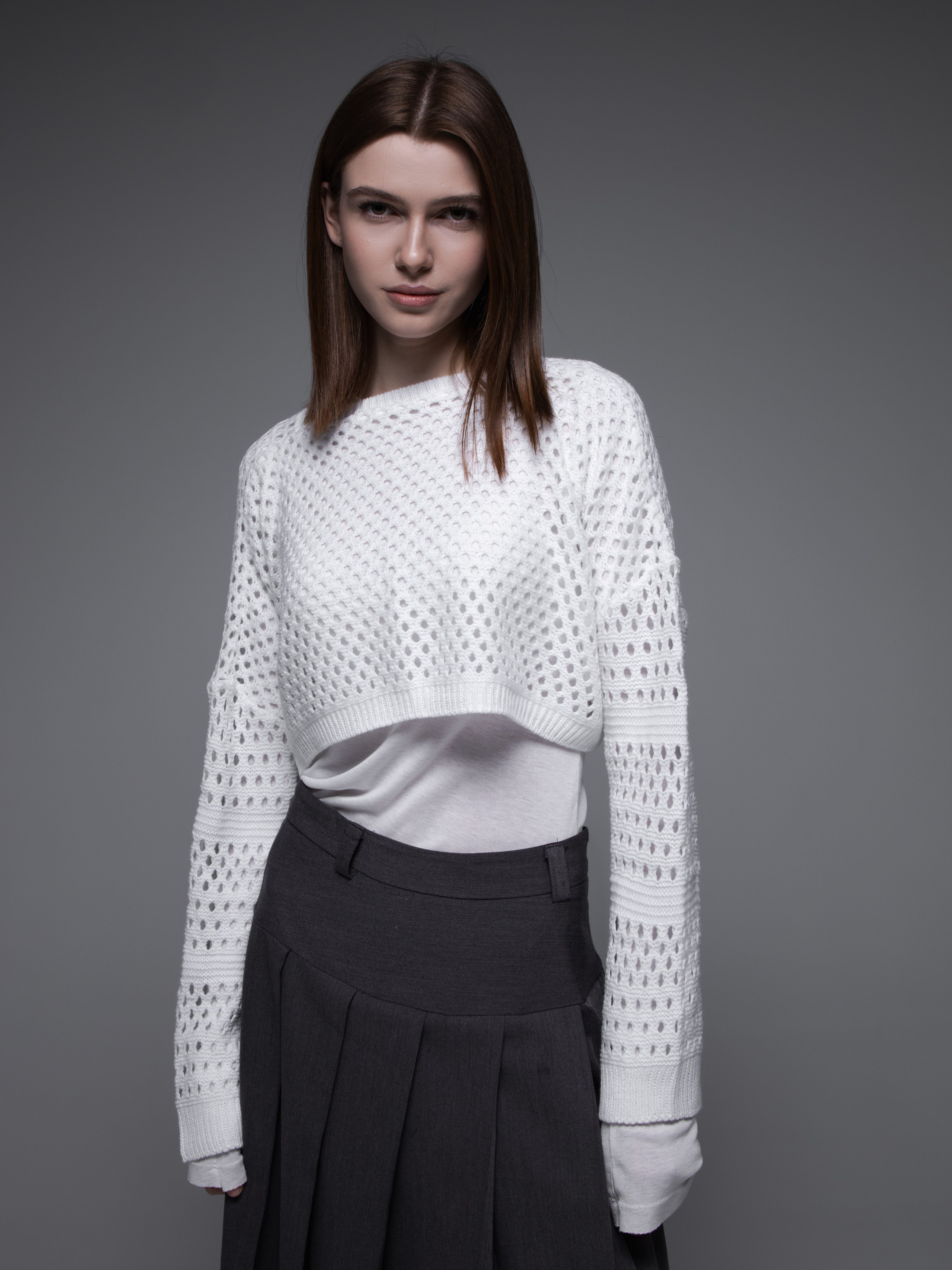 КАТАЛОГ | серый фон. RUNA production — стильные съемки для брендов