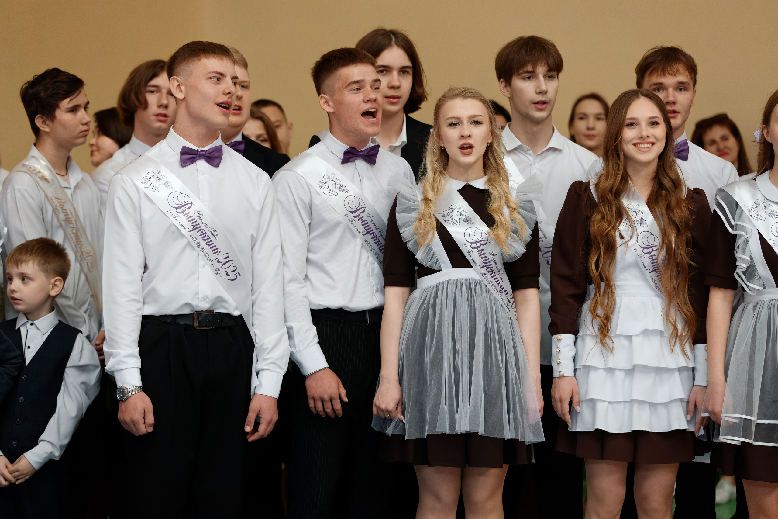 Последний звонок Школа № 42. Семейный фотограф — Макс Белогрудов