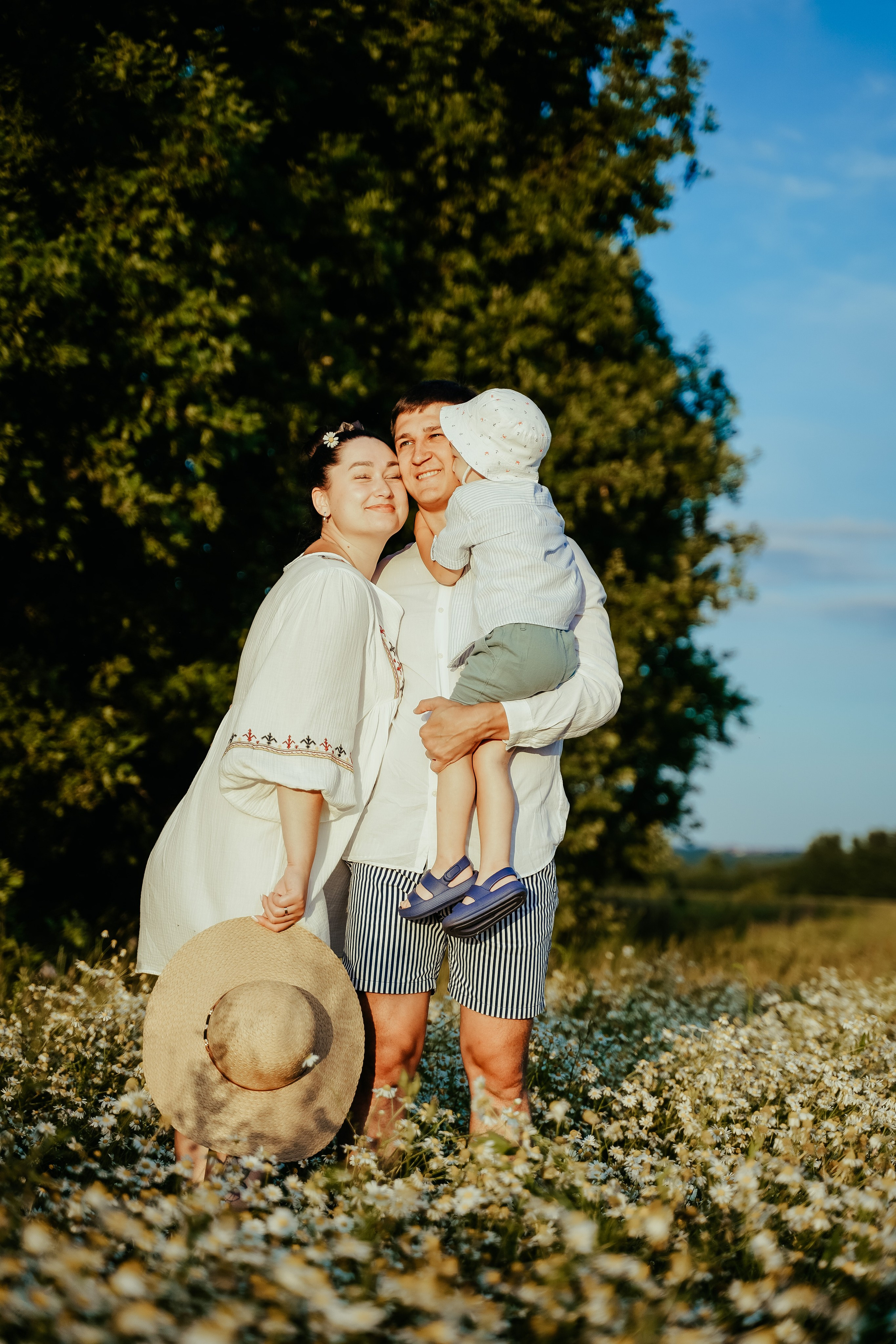 Аделина и семья