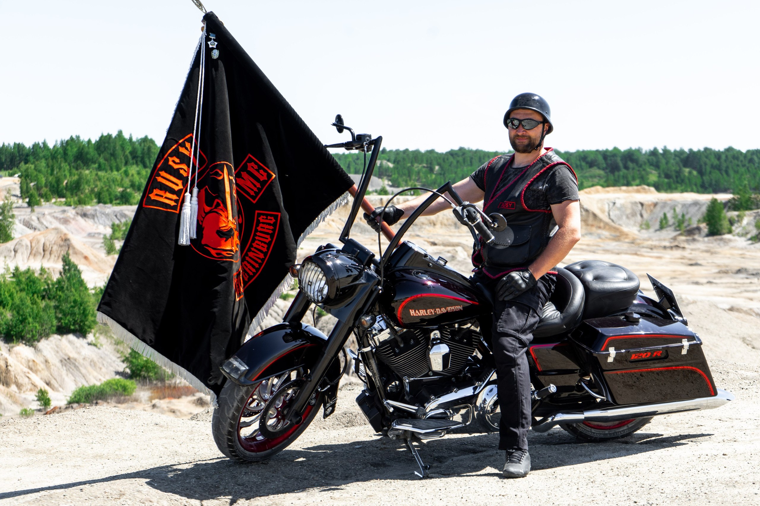 Мужская фотосессия на Марсе. Фотограф Екатеринбург Кокшарова Александра