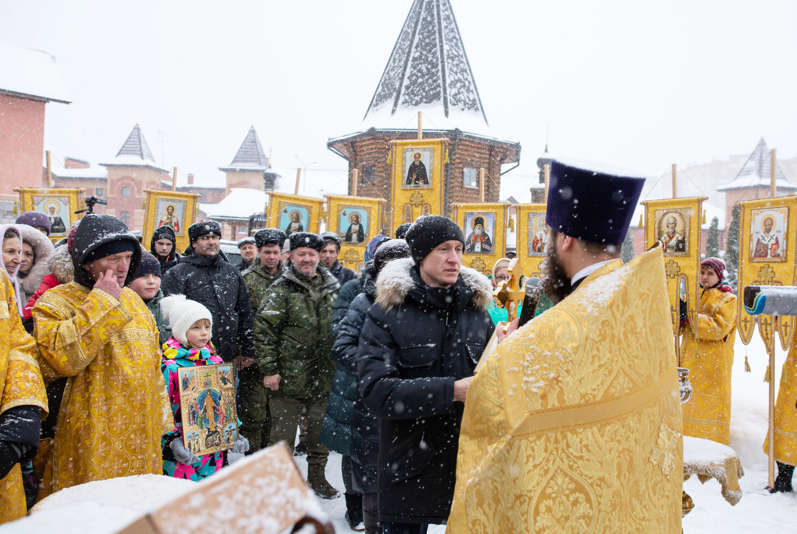 Крестный ход по д. Островцы Раменского городского округа. Семейный и детский фотограф Анна Петракова