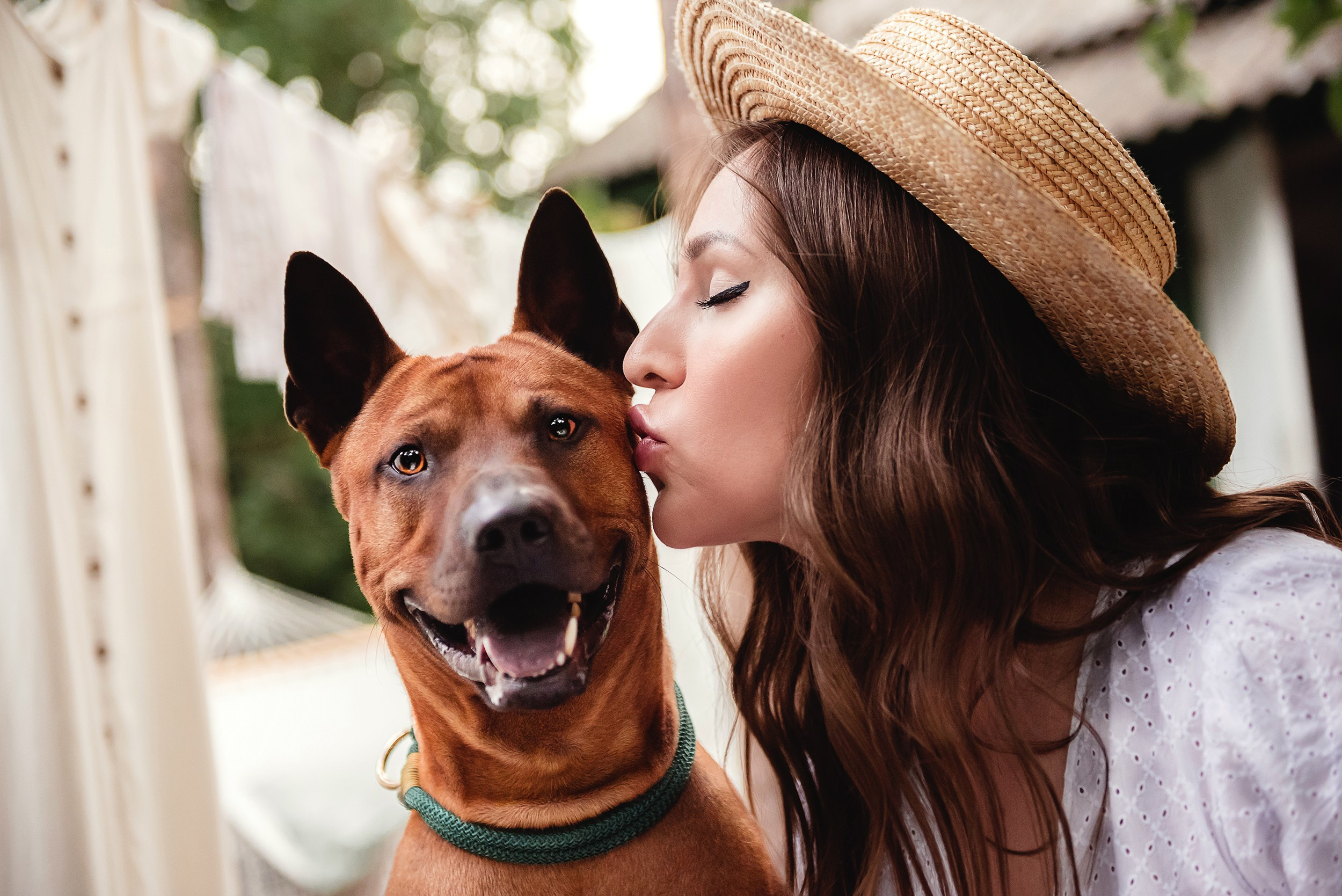 Оксана и Зевс на даче. Семейный Фотограф в Москве Ирина Хохлова