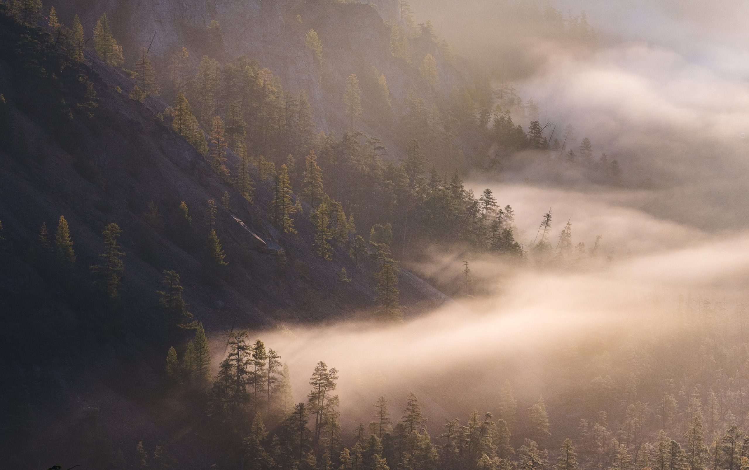 Неизвестная Колыма: Хетинские столбы и Эликчанские озера