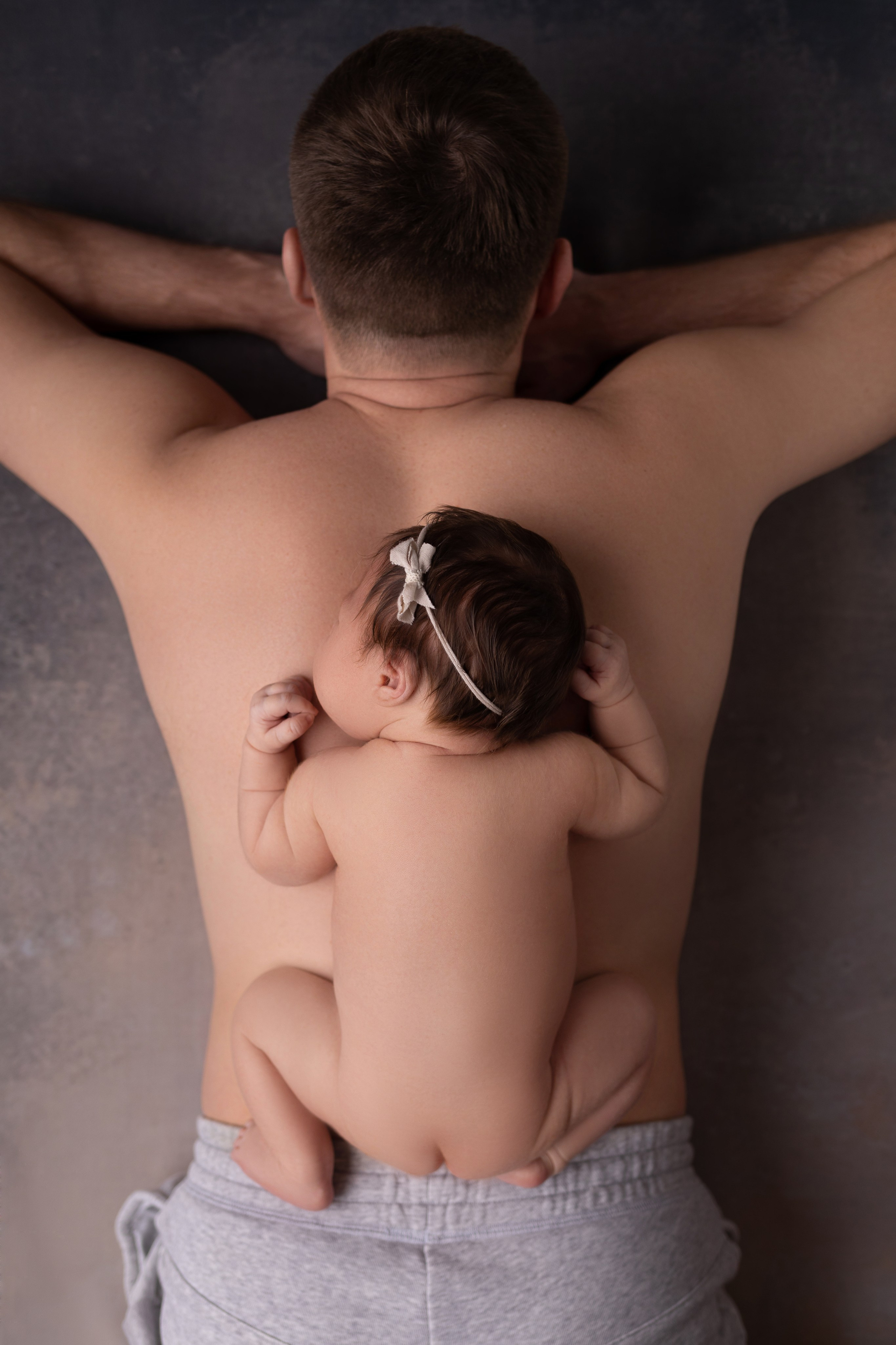 Newborn съемка в стиле Лайф. Фотограф новорожденных малышей в Омске и Омской области Эльвира Камаева