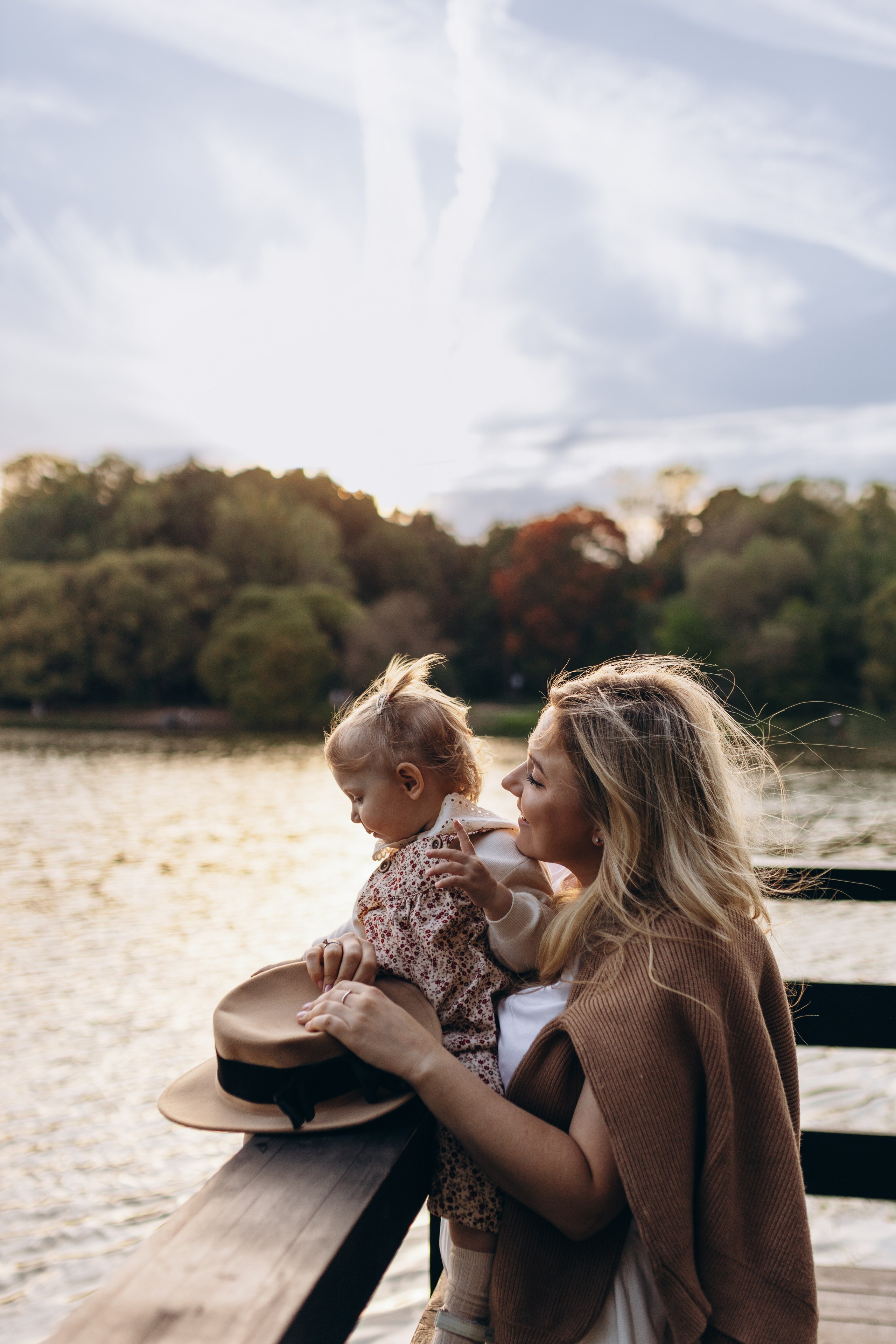 Ольга, Елена и маленькая Таисия. Семейный фотограф в Москве Жукова Анна