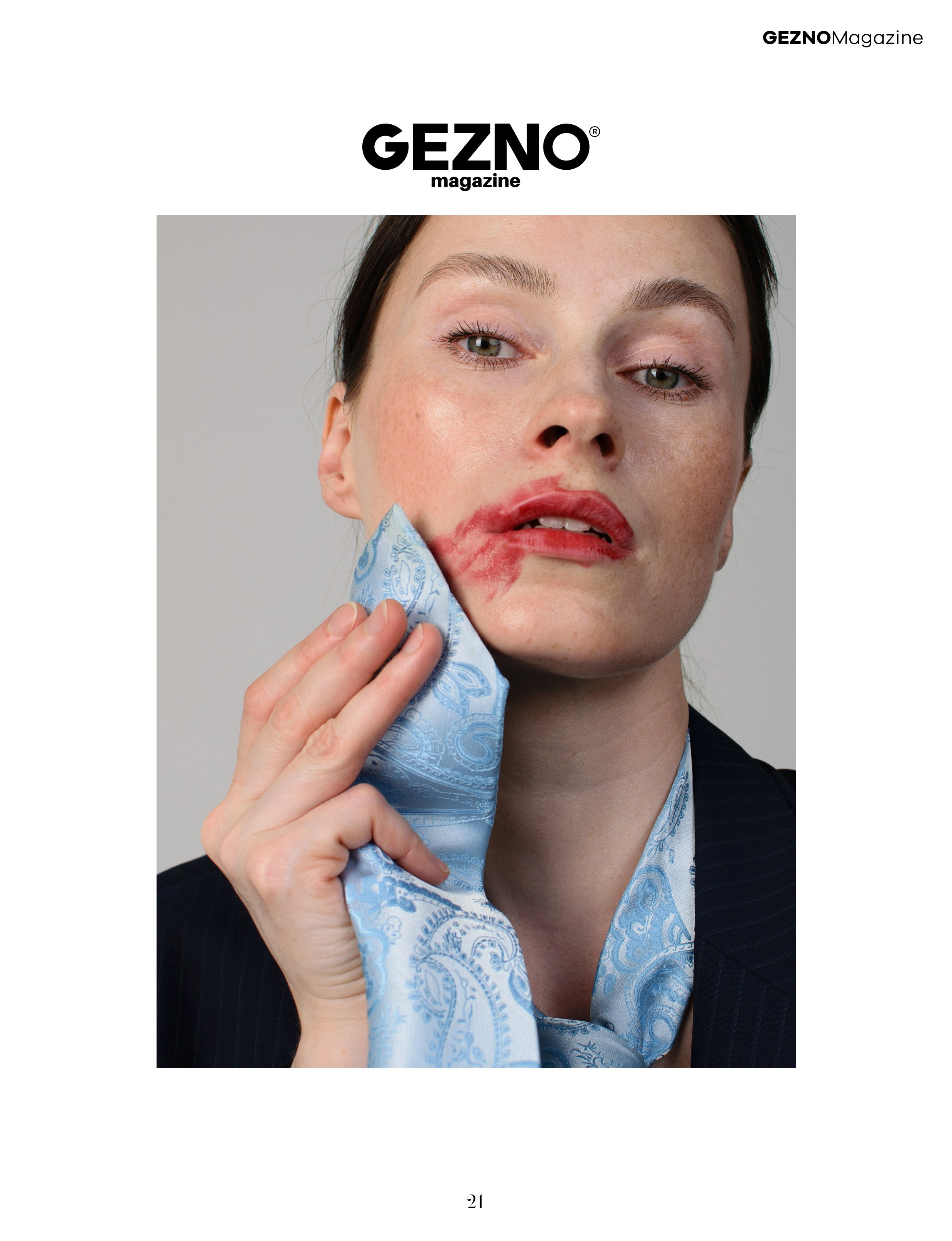 GEZNO, Paris, France Потеря -  история о том, как женщина теряет себя, выполняя мужские обязанности изо дня в день Фотограф в Омске Ульяна Красикова 