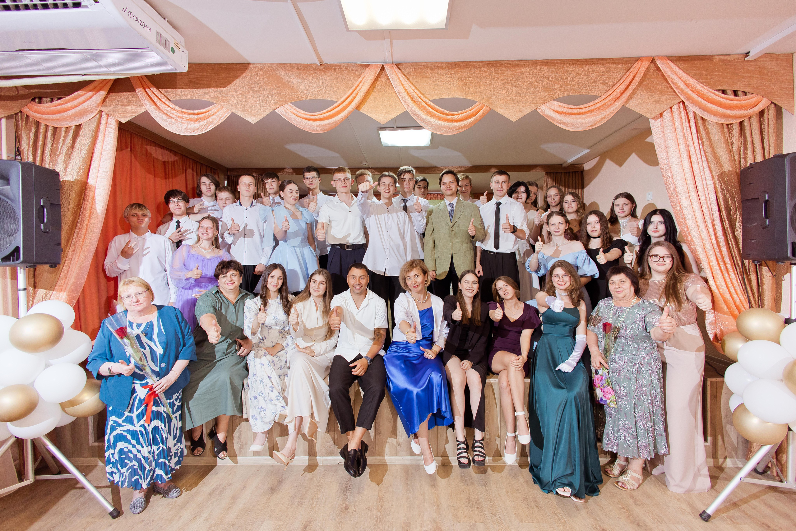 Вручение аттестатов. Свадебный и семейный фотограф Яна Стражева. Волгоград, Москва