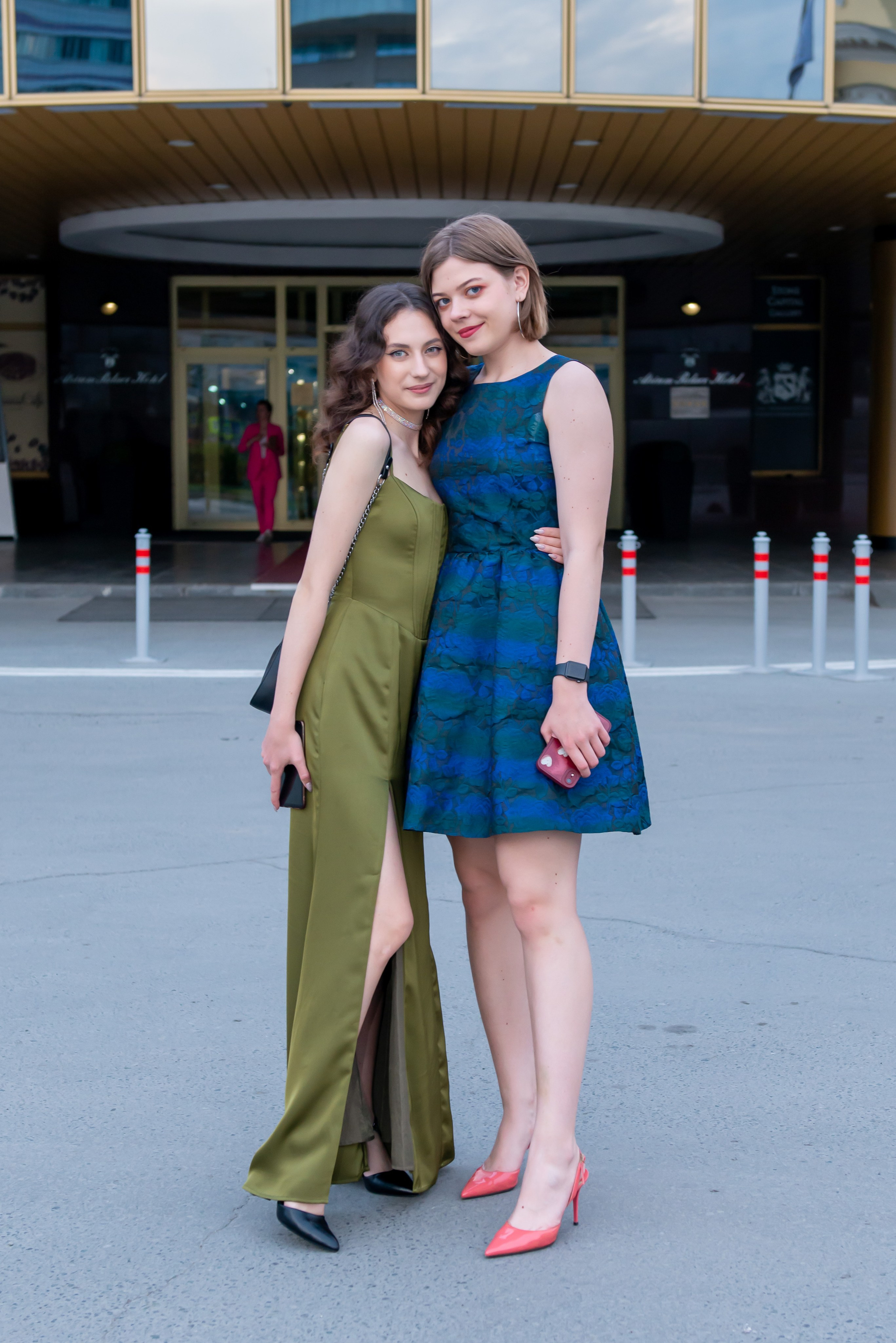 Выпускной вечер в гимназии № 37, ресторан La Ronde