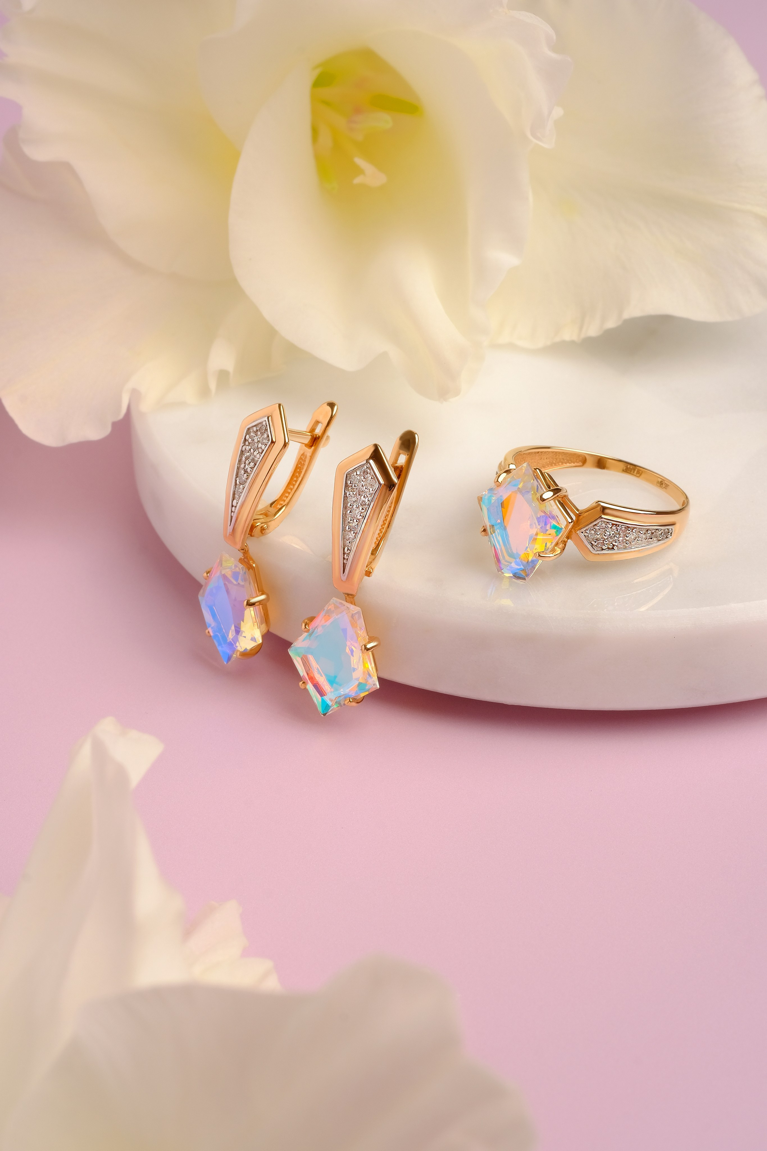 Ювелирный фотогрф. Контент Предметный фотограф Саратов, контент для бизнеса, съемка для брендов, предметные фотосъёмки в Саратове. Елена