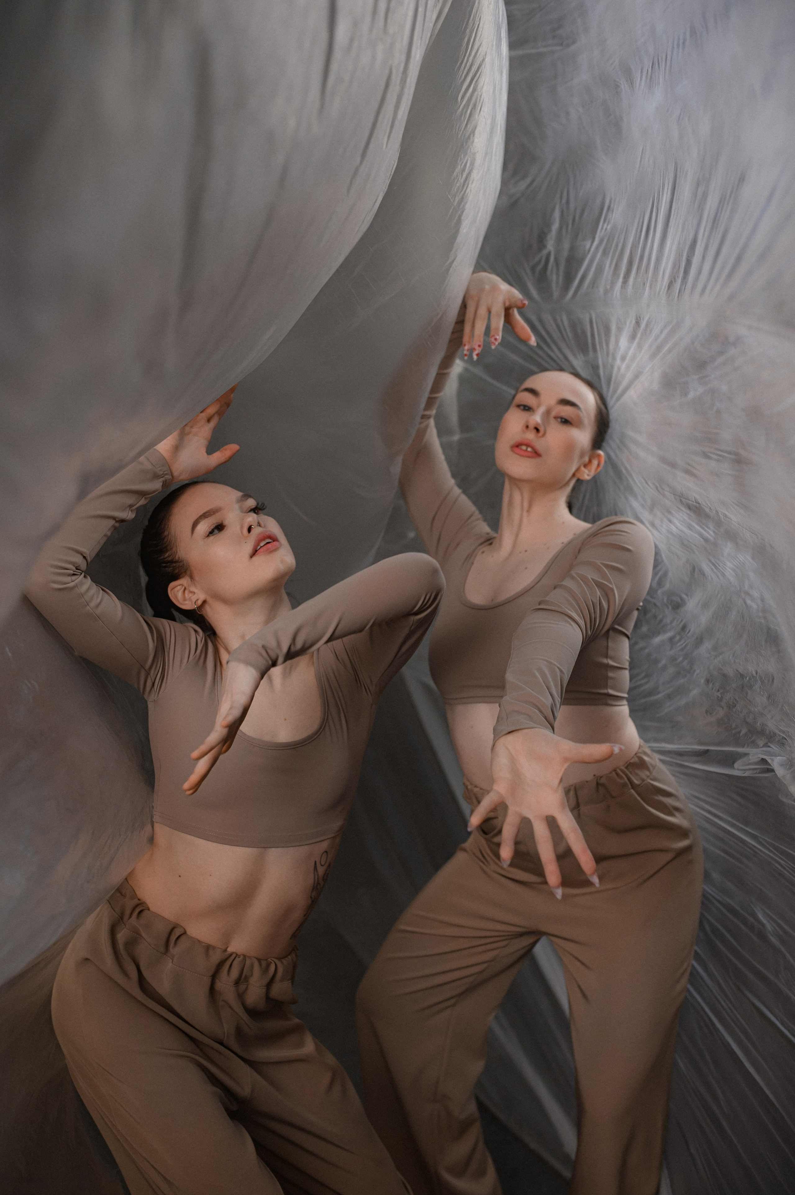 Алина и Вика. Www.ostermiller.ru