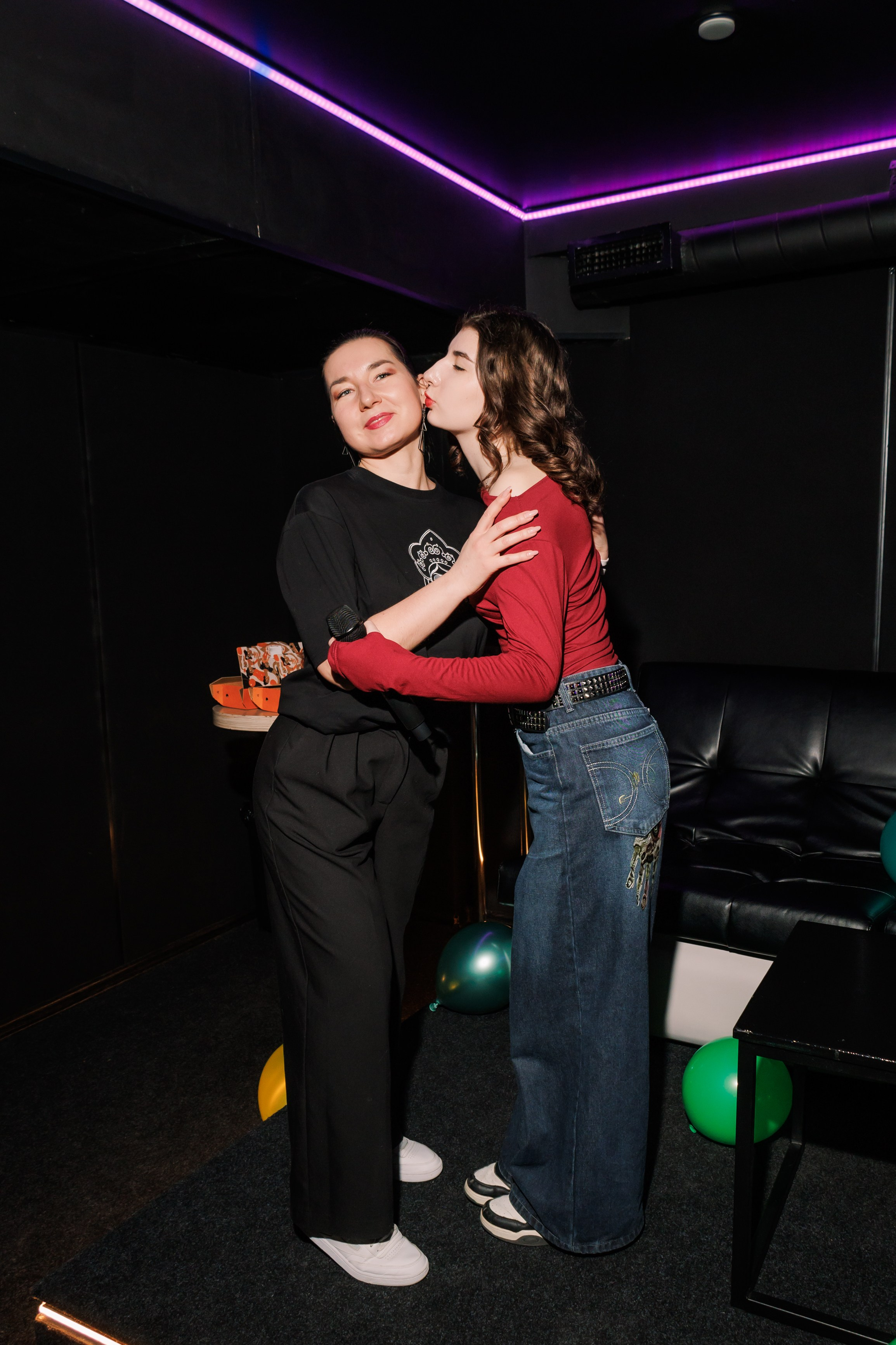 День Рождения в караоке 2. Фотограф в Москве Дмитрий Емельянов