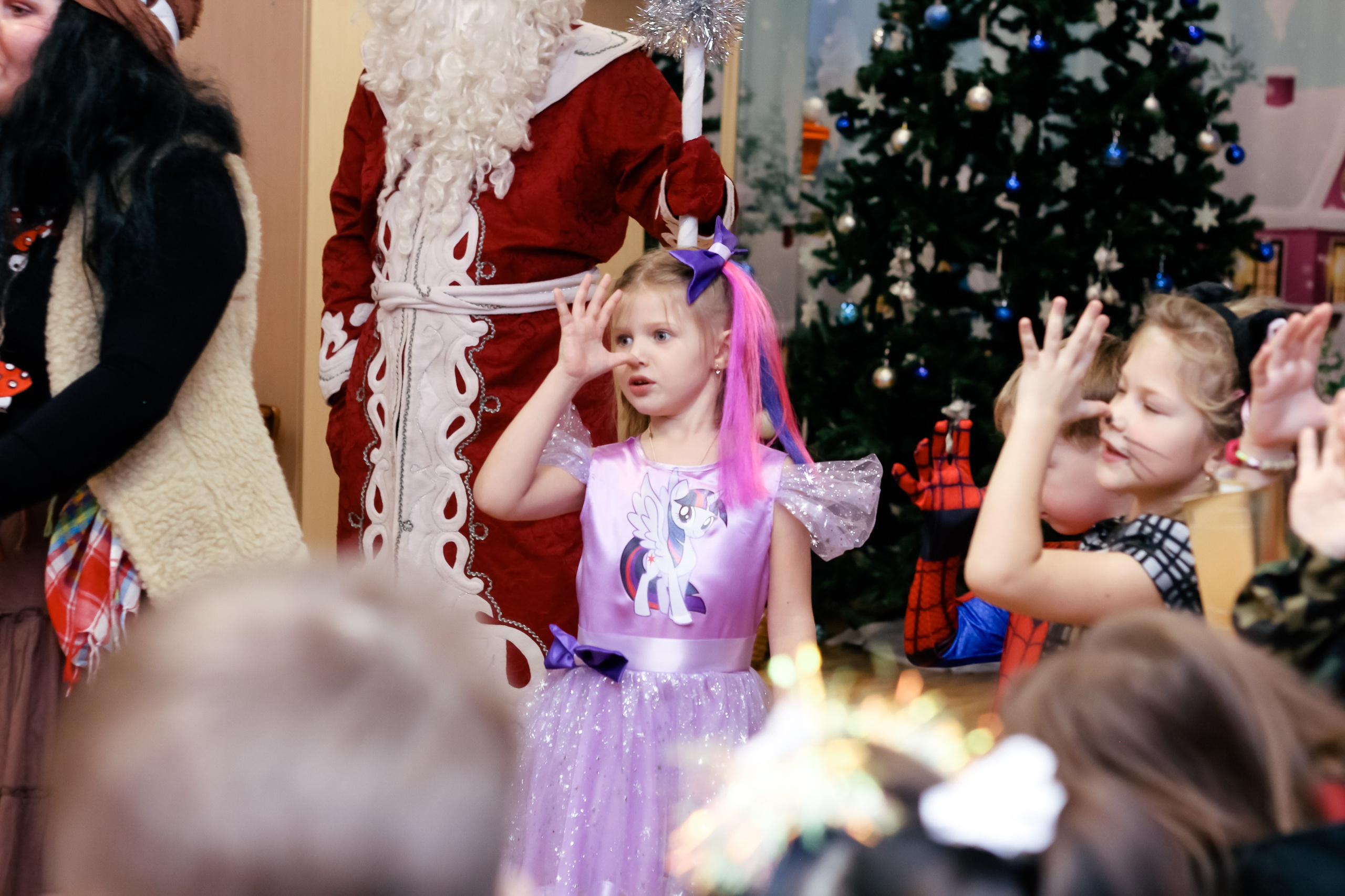 Новогодний утренник. Фотограф Великий Новгород Татьяна Чиглинцева