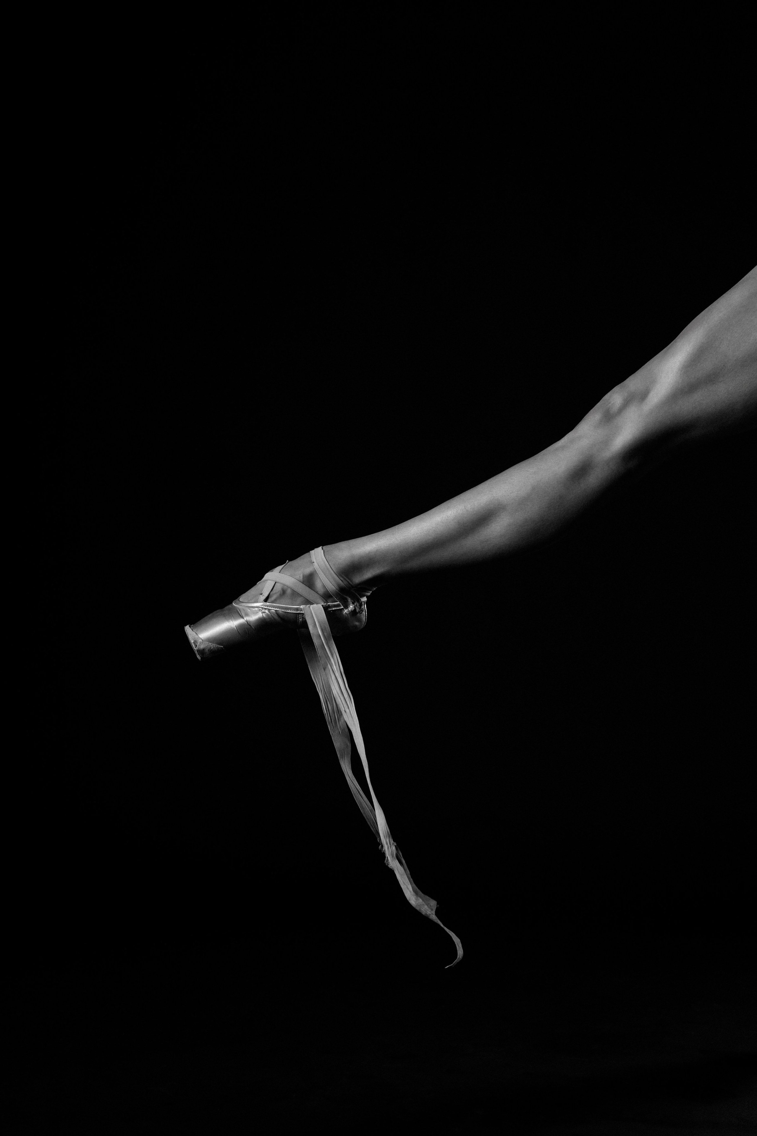 Низкий ключ балерина 18+. Фотограф в Краснодаре Лагунов Владимир