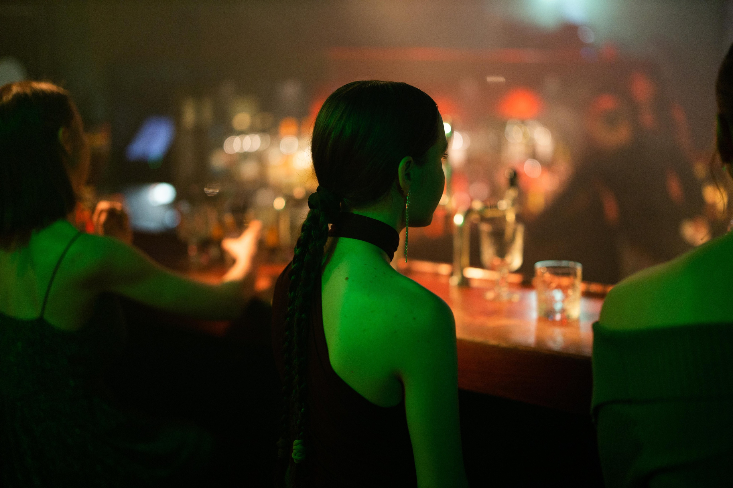 Film backstage. VICTORIA SHU