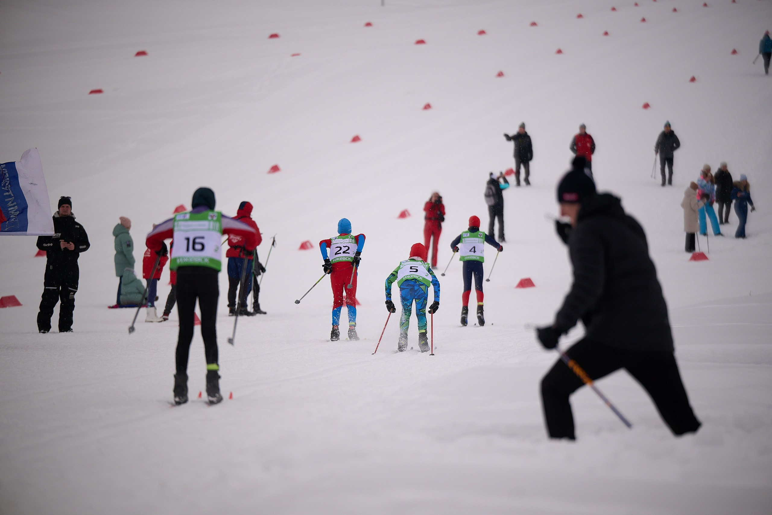 Всероссийские соревнования по лыжным гонкам «Пионерская правда». Ижевс. Спортивный репортажный фотограф в Ижевске Сергей Мерзляков