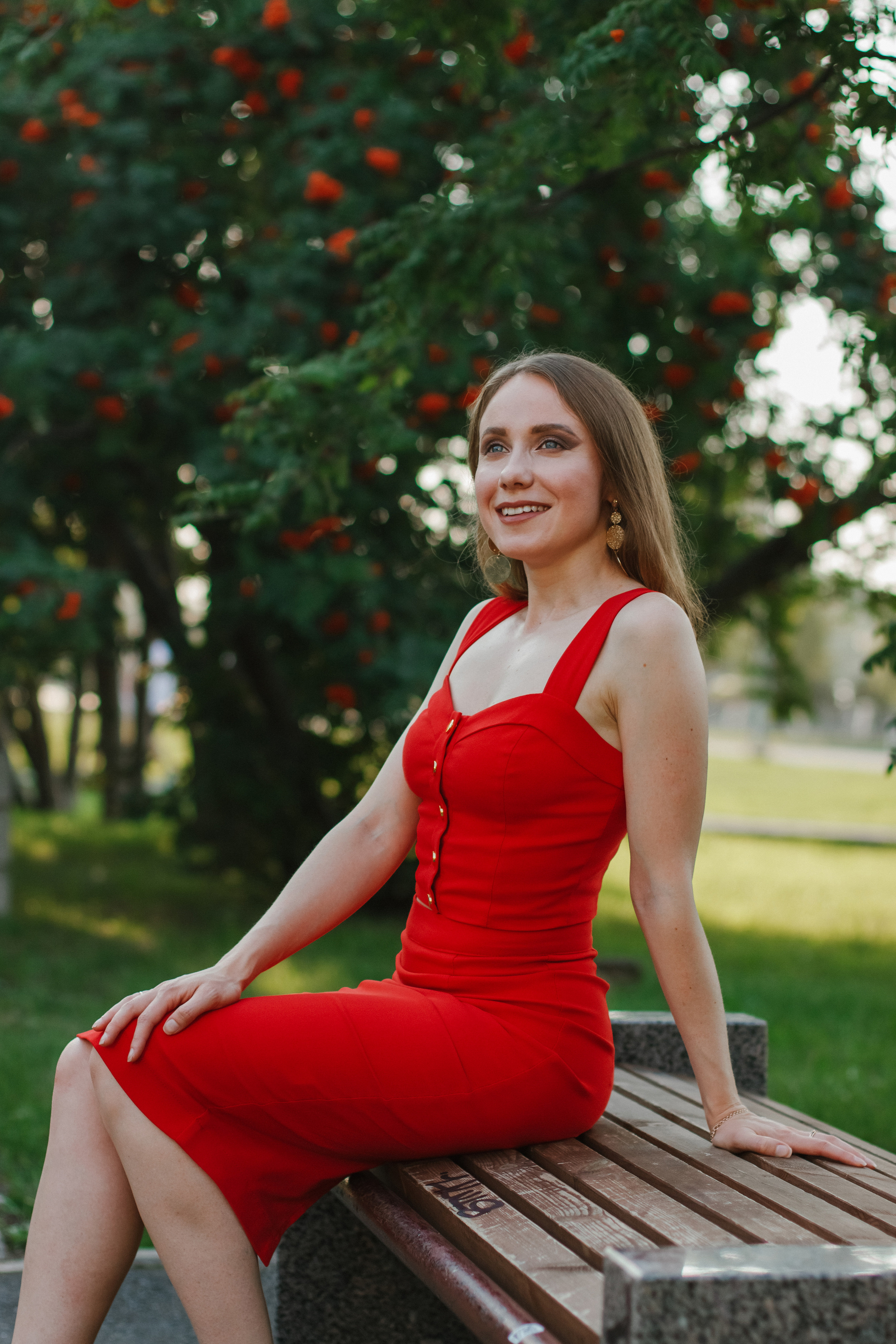 Фотосессия с рябиной. Контентный фотограф в Перми Натали Кытманова